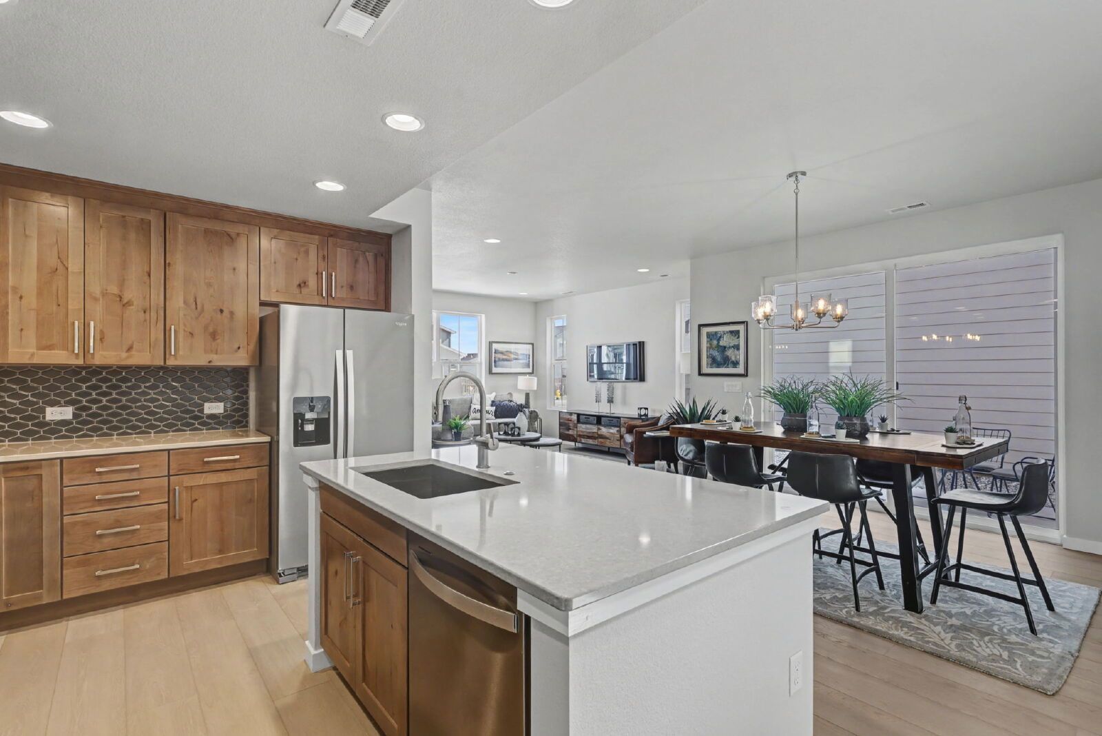 Brand-New Classic Homes Portrait Collection in Greenways at Sand Creek property image