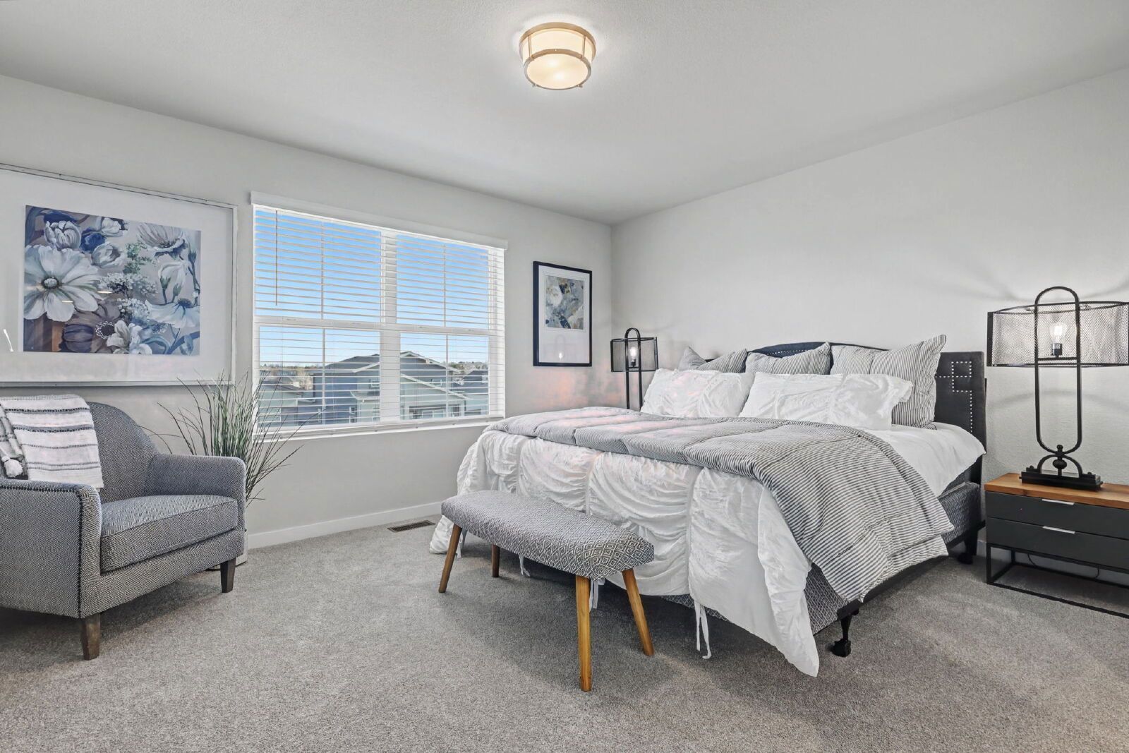 Brand-New Classic Homes Portrait Collection in Greenways at Sand Creek property image