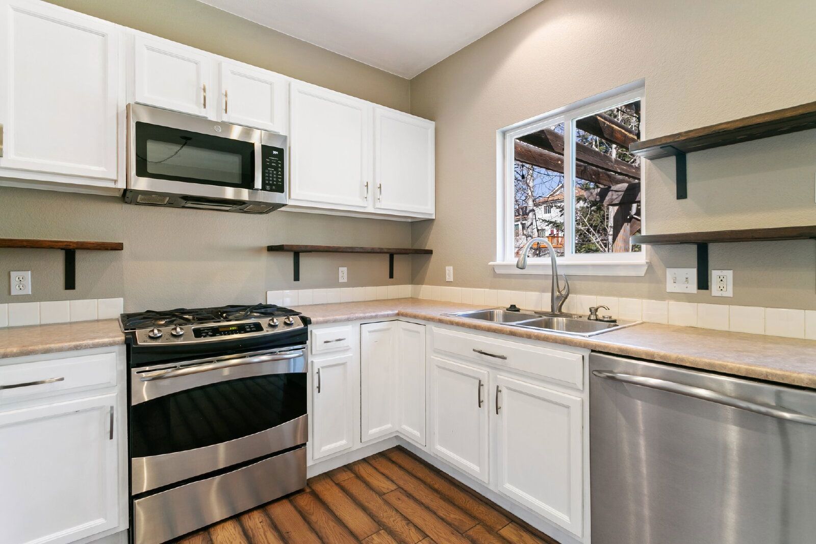 Spacious 4-Bedroom Ranch Home with Finished Basement in Stetson Ridge South property image