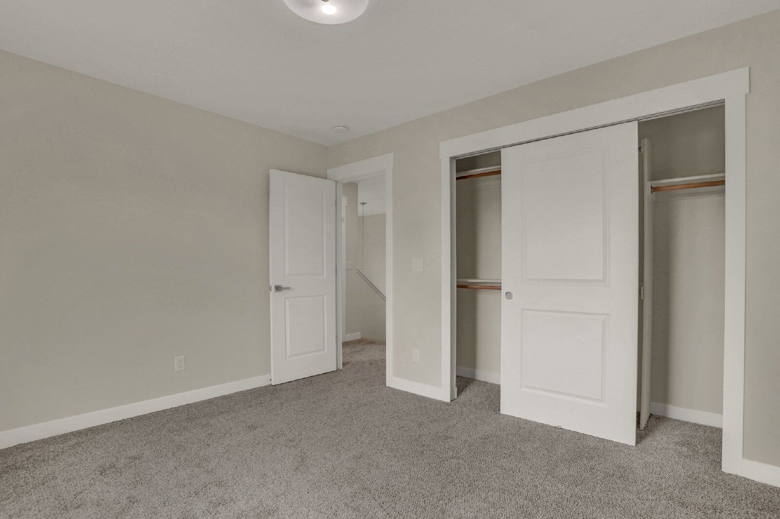 Modern 4-Bedroom Townhome with Finished Basement and Pikes Peak Views property image