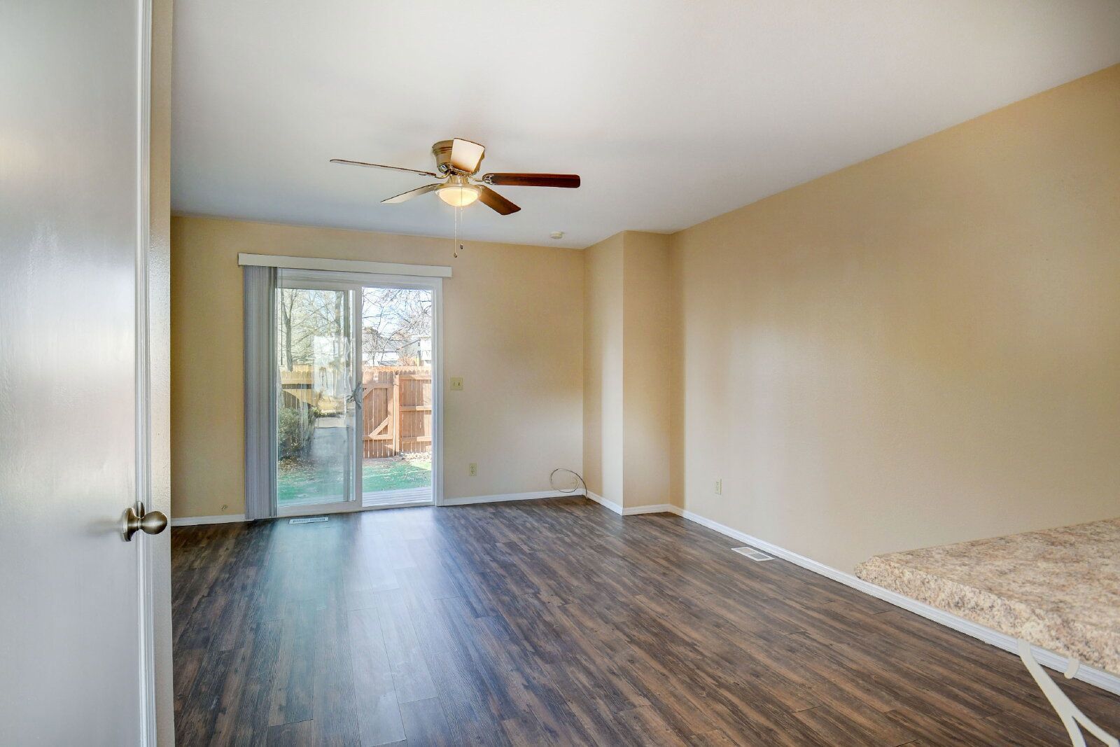 Comfortable 2-Bedroom Townhome with Private Courtyard and Updated Flooring property image