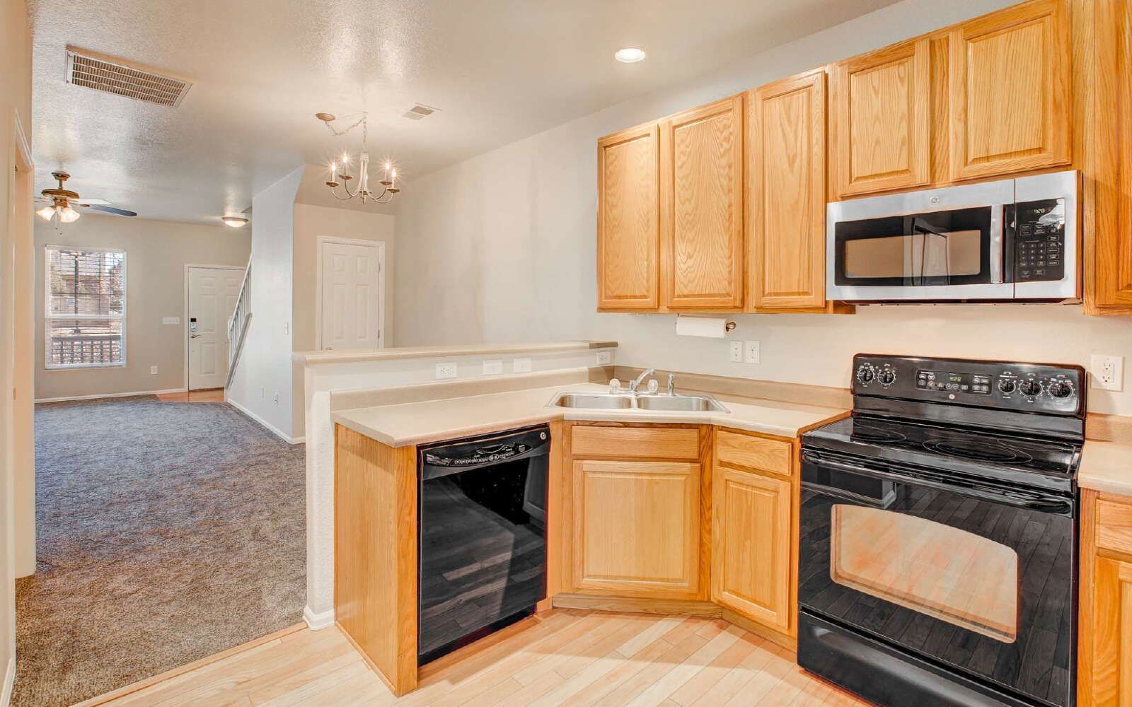 Modern 2-Bedroom Condo with Central A/C and Detached Garage property image