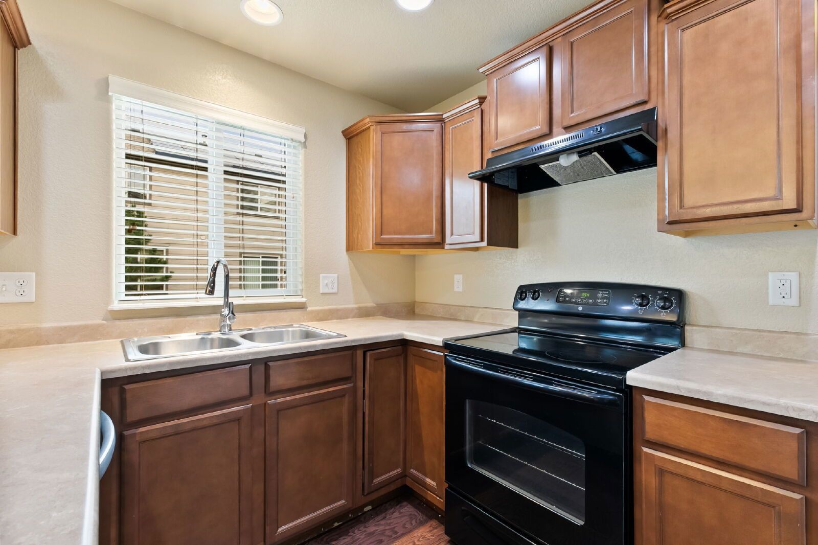 Spacious 3-Bedroom Home with Central A/C Near Fort Carson & Peterson property image