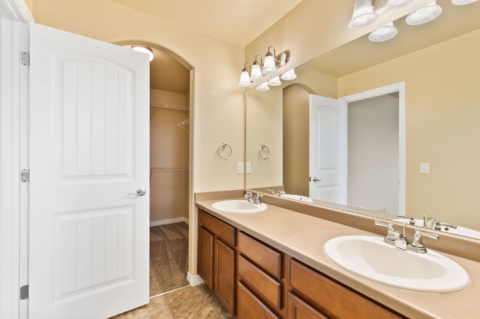 Spacious 3-Bedroom Home with Central A/C Near Fort Carson & Peterson property image