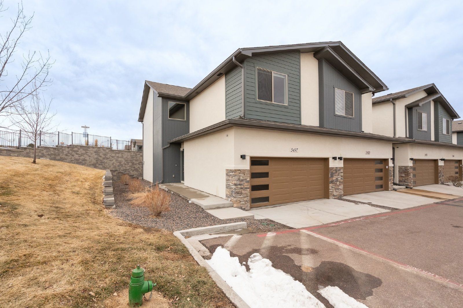 Sophisticated End-Unit Living Close to USAFA & Peterson — January Rent Free property image