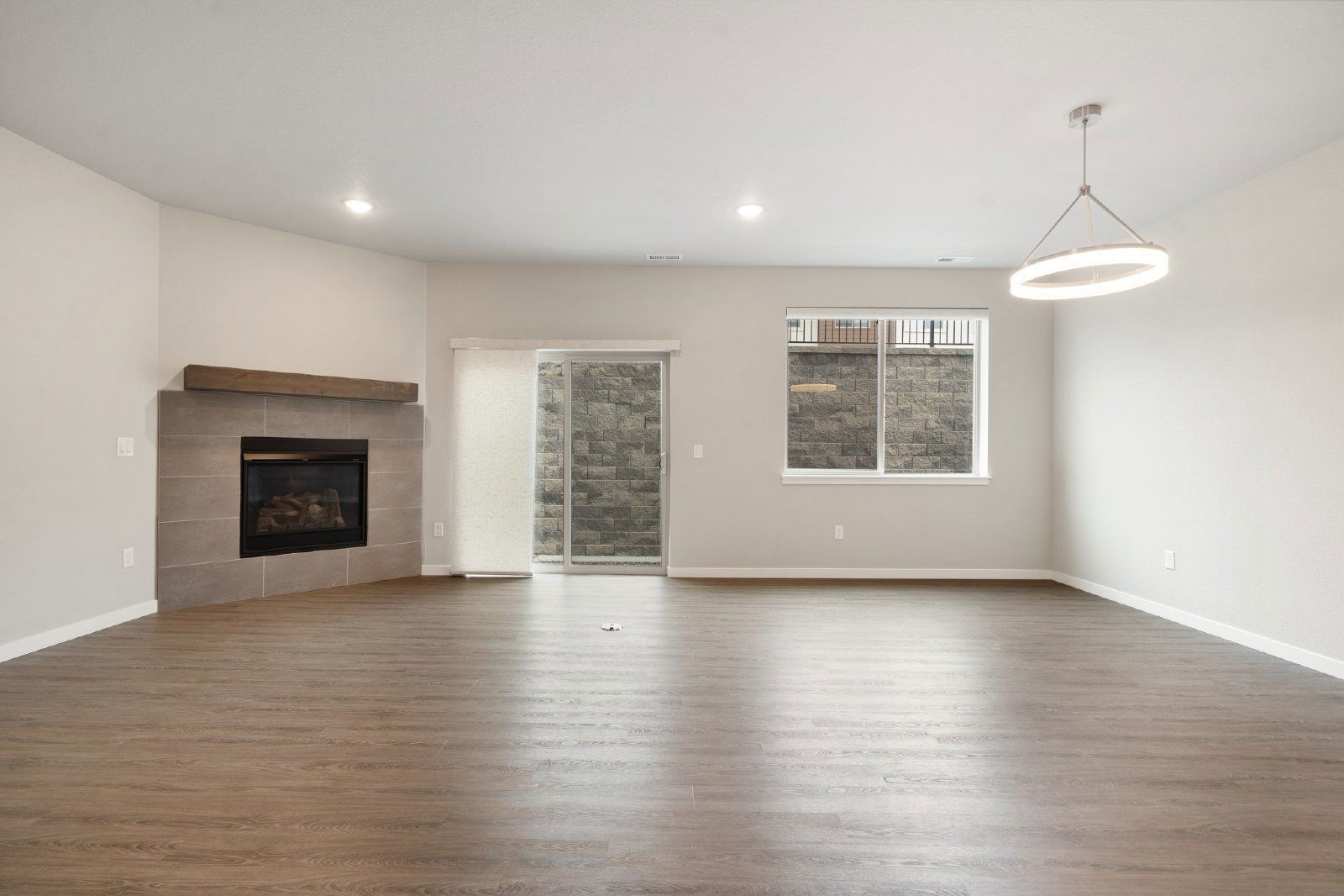 Sophisticated End-Unit Living Close to USAFA & Peterson — January Rent Free property image