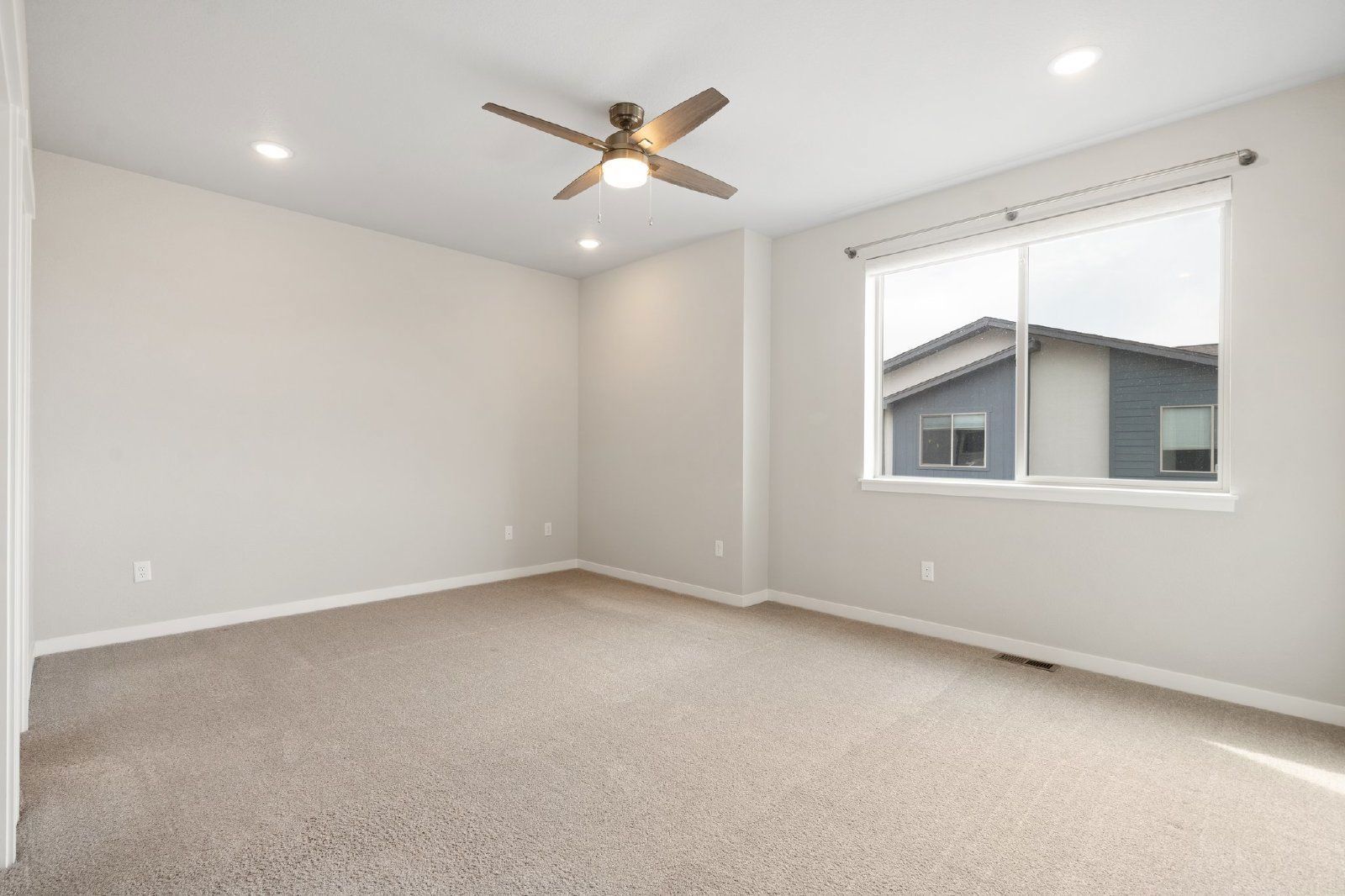 Sophisticated End-Unit Living Close to USAFA & Peterson — January Rent Free property image