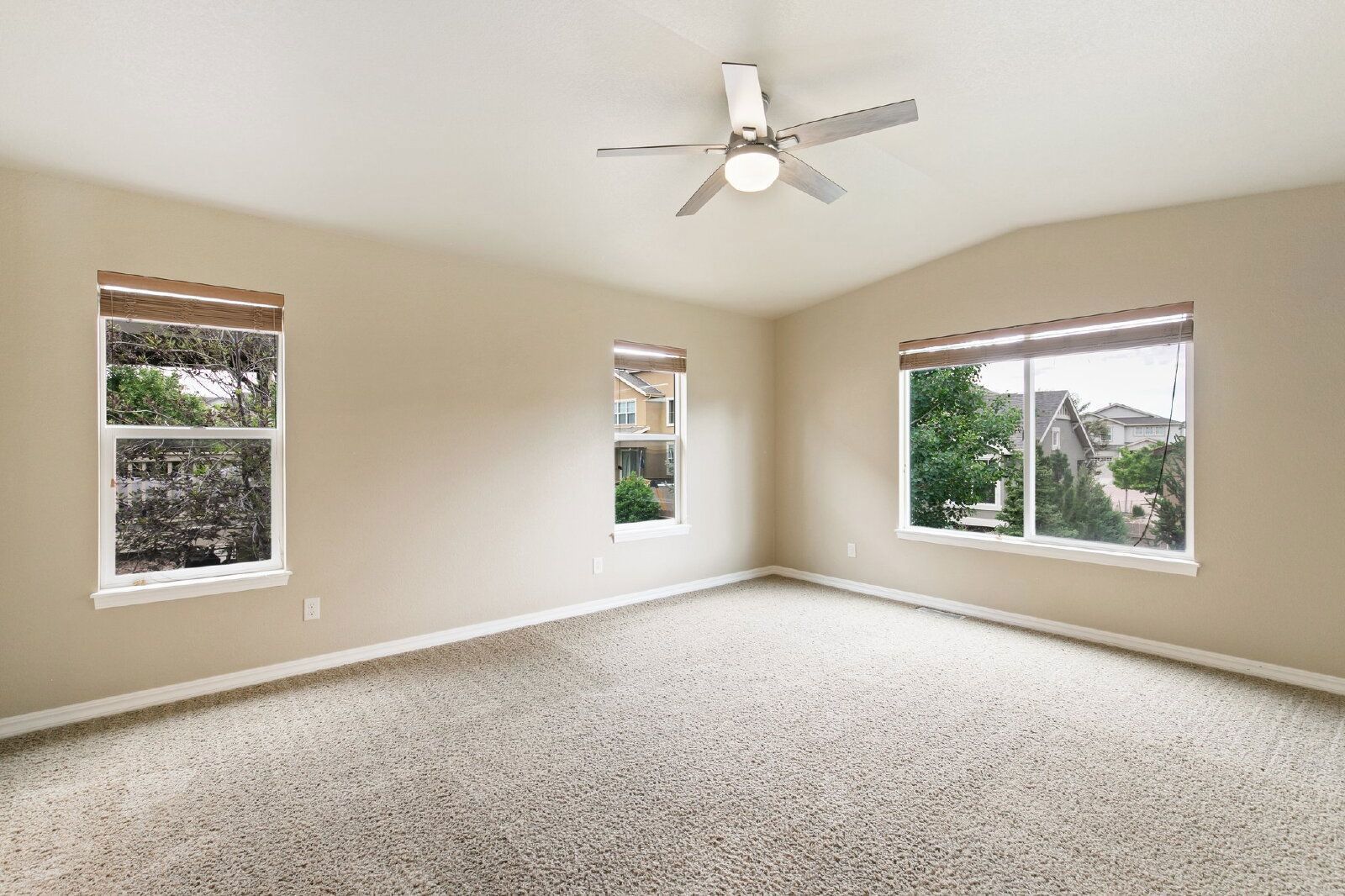 Stylish Cordera Ranch with Finished Basement, Gourmet Kitchen, and Ideal D20 Location property image