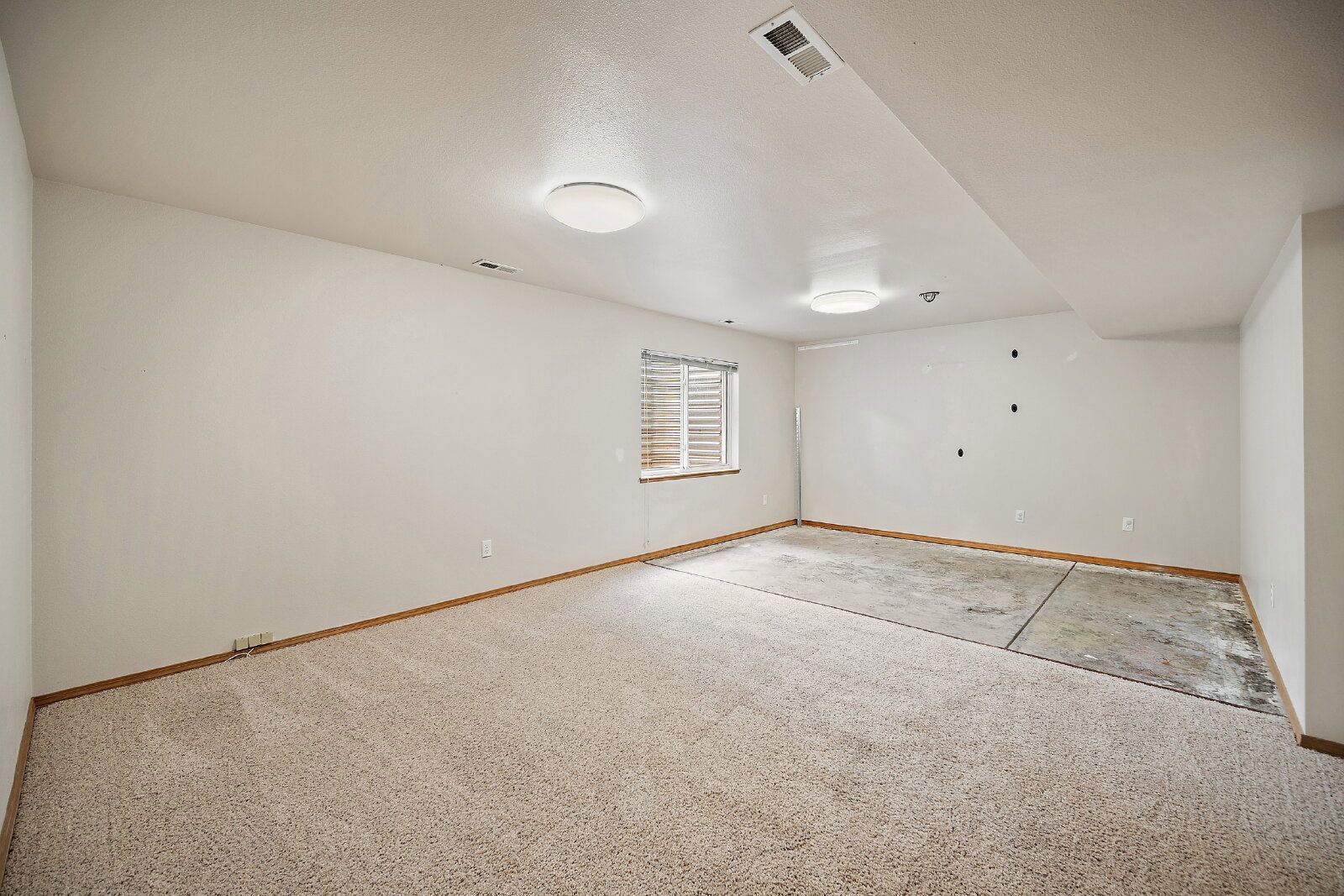 December & January Rent Free property image