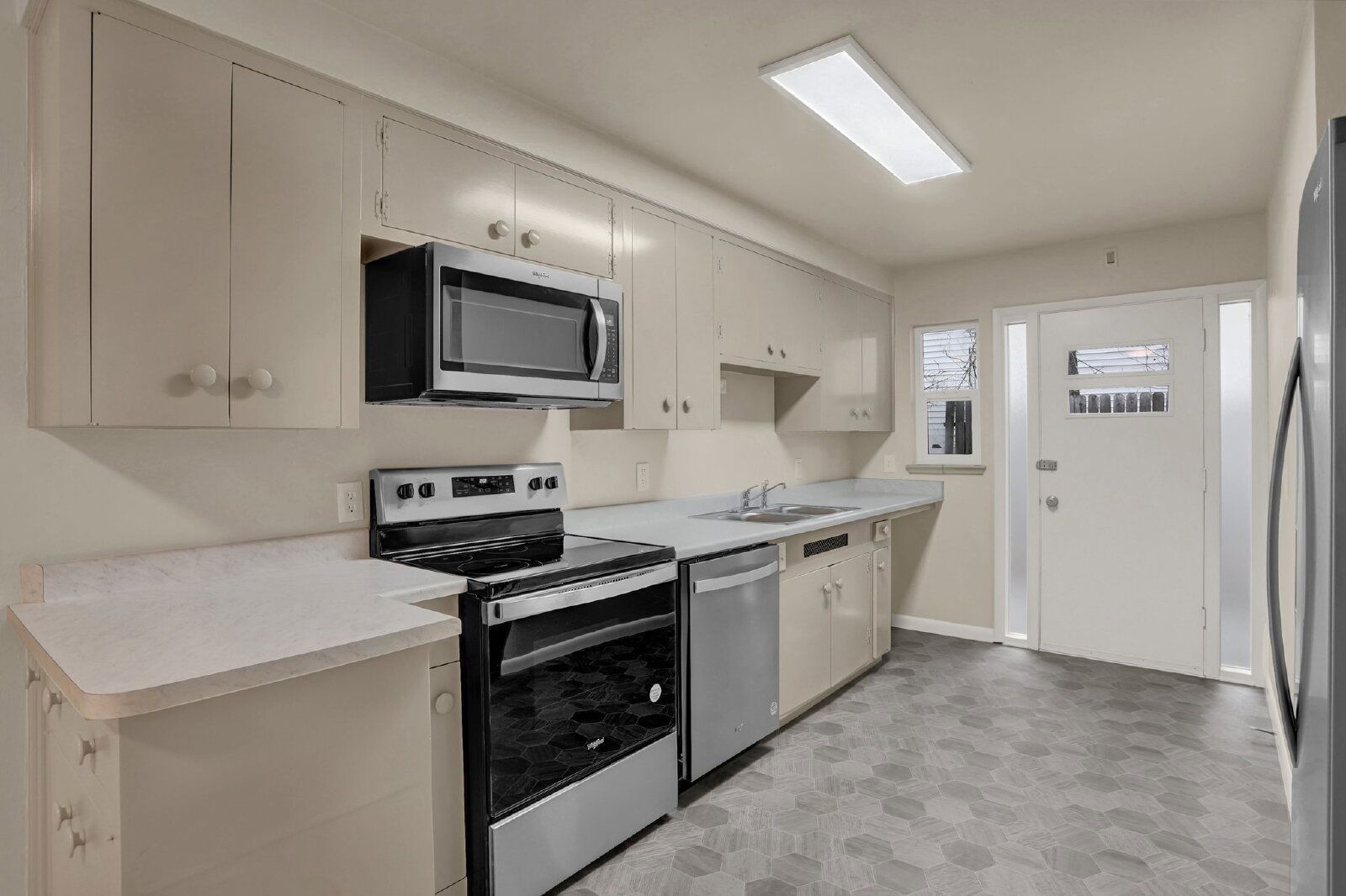 Fully Remodeled Cheyenne Blvd Home with Private Yard | December & January Rent Free property image