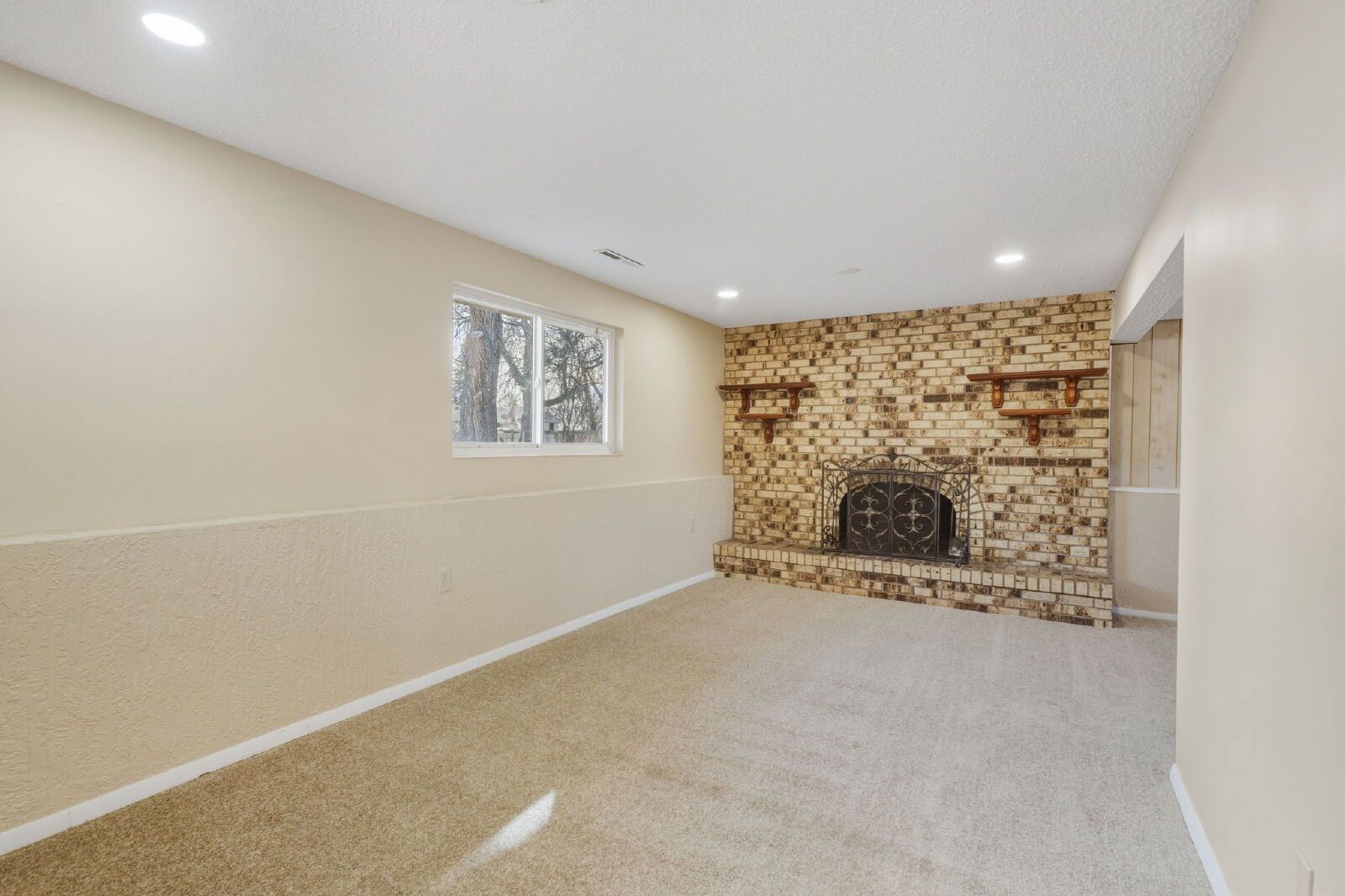 Nicely Refreshed Home | 1549 Sanderson Ave, Colorado Springs, CO 80915
Available Immediately - $1,000 off First full month | 3 Bed | 2 Bath | Oversized 1-Car Garage | Approx. 1,600 Sq Ft property image