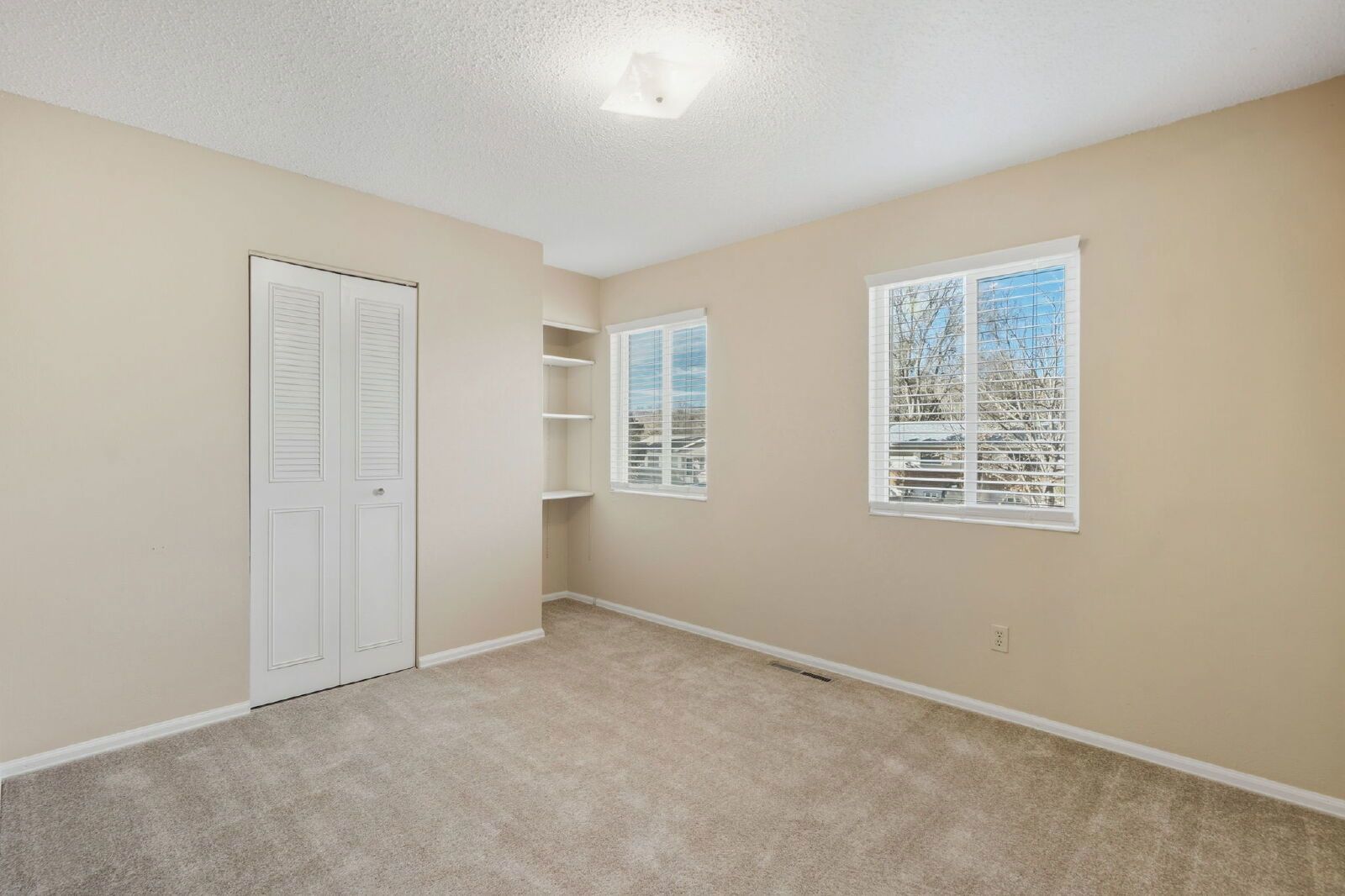 Nicely Refreshed Home | 1549 Sanderson Ave, Colorado Springs, CO 80915
Available Immediately - $1,000 off First full month | 3 Bed | 2 Bath | Oversized 1-Car Garage | Approx. 1,600 Sq Ft property image