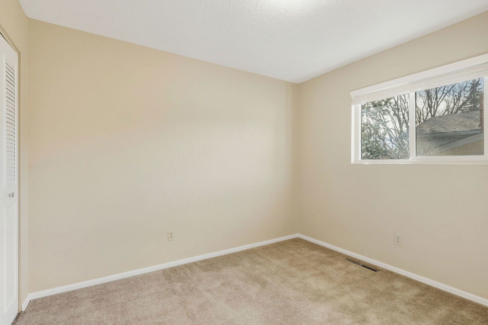 Nicely Refreshed Home | 1549 Sanderson Ave, Colorado Springs, CO 80915
Available Immediately - $1,000 off First full month | 3 Bed | 2 Bath | Oversized 1-Car Garage | Approx. 1,600 Sq Ft property image