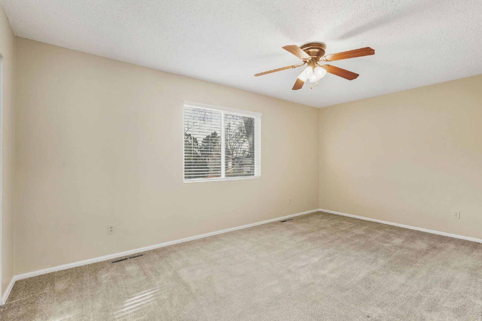 Nicely Refreshed Home | 1549 Sanderson Ave, Colorado Springs, CO 80915
Available Immediately - $1,000 off First full month | 3 Bed | 2 Bath | Oversized 1-Car Garage | Approx. 1,600 Sq Ft property image