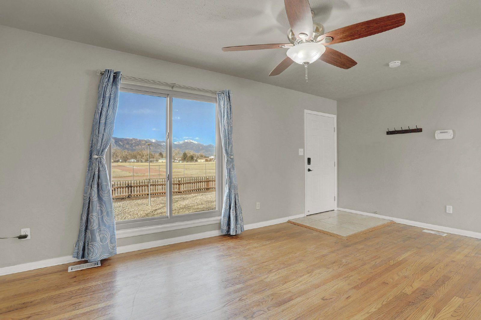 Spacious 5-Bedroom Rancher with Finished Basement property image