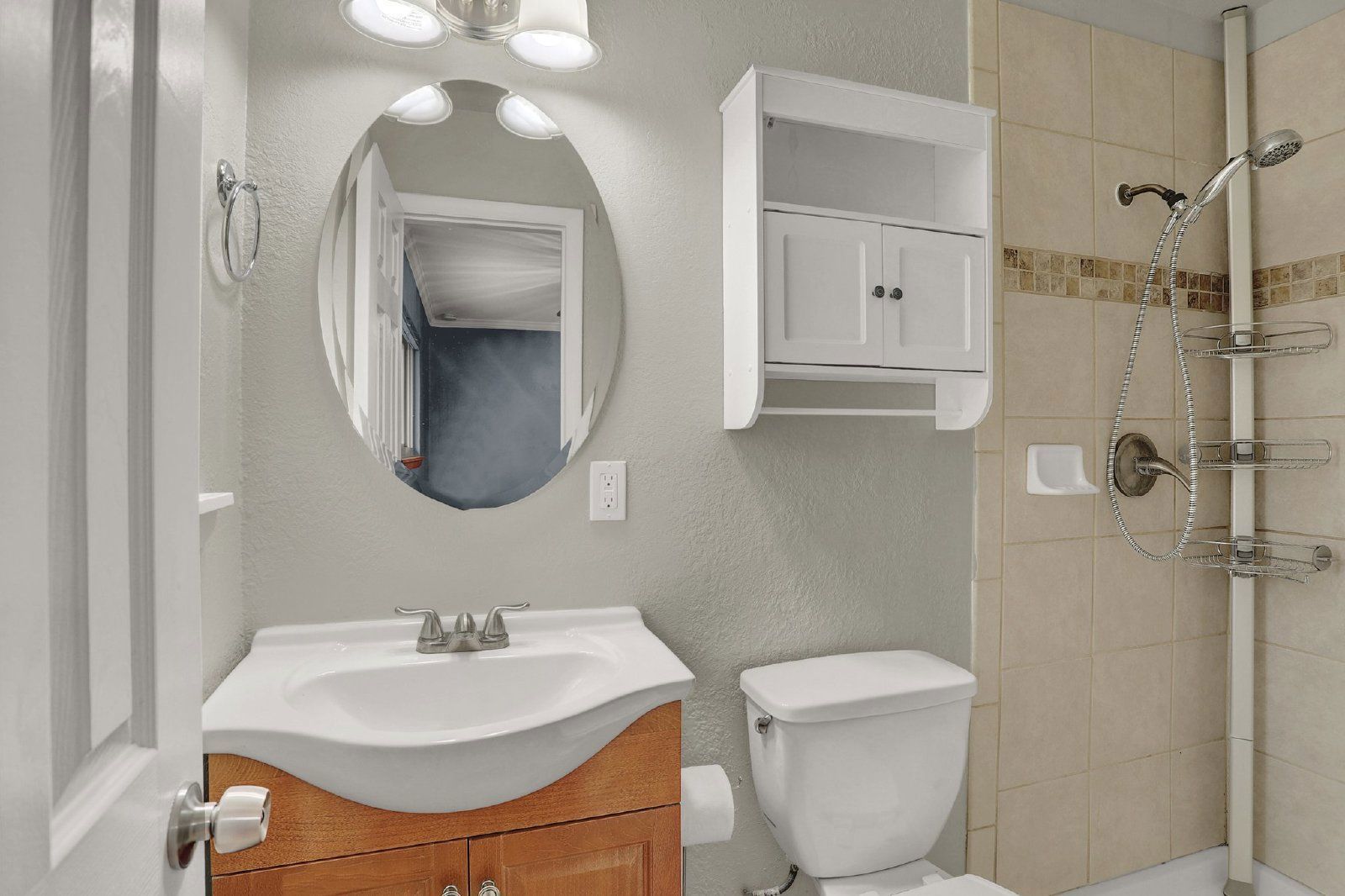 Spacious 5-Bedroom Rancher with Finished Basement property image