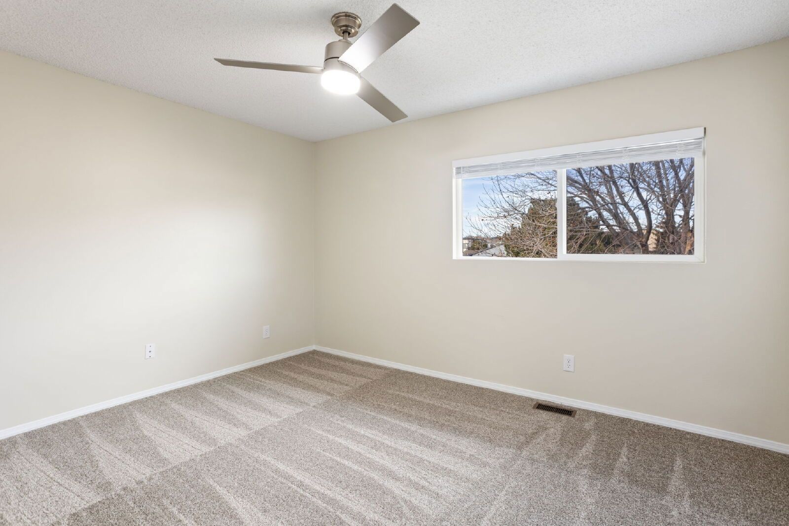 Move In Now – January Free + $500 Off February property image