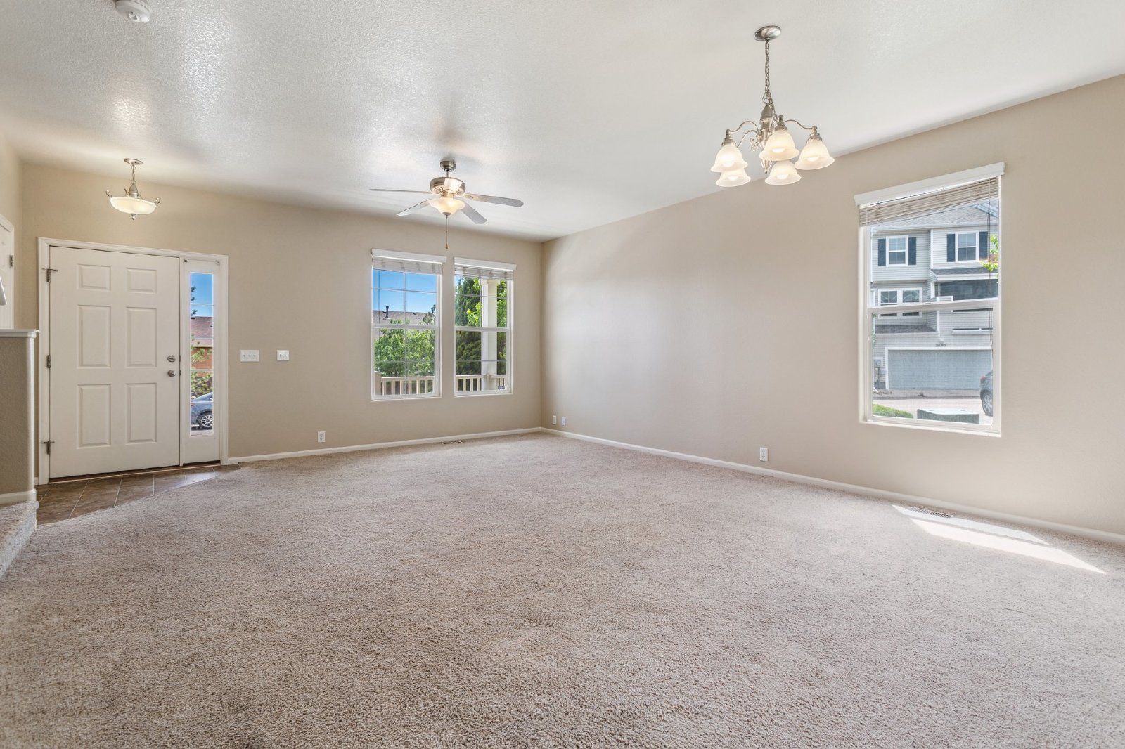 Well-Maintained 3-Bedroom Townhome with Central A/C and Open Layout property image