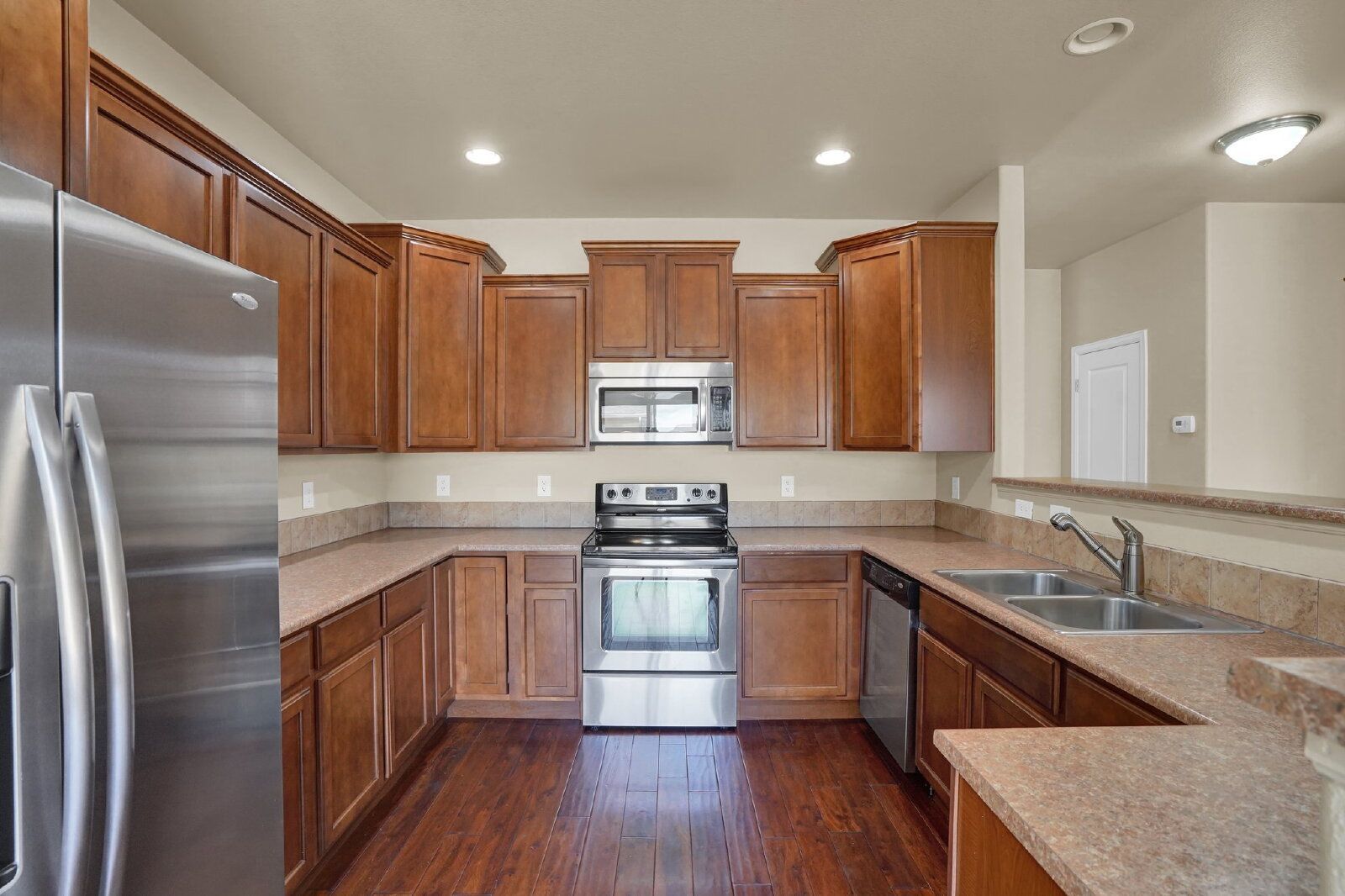 Contemporary Three-Level Townhome with Mountain Views Near Powers Corridor property image