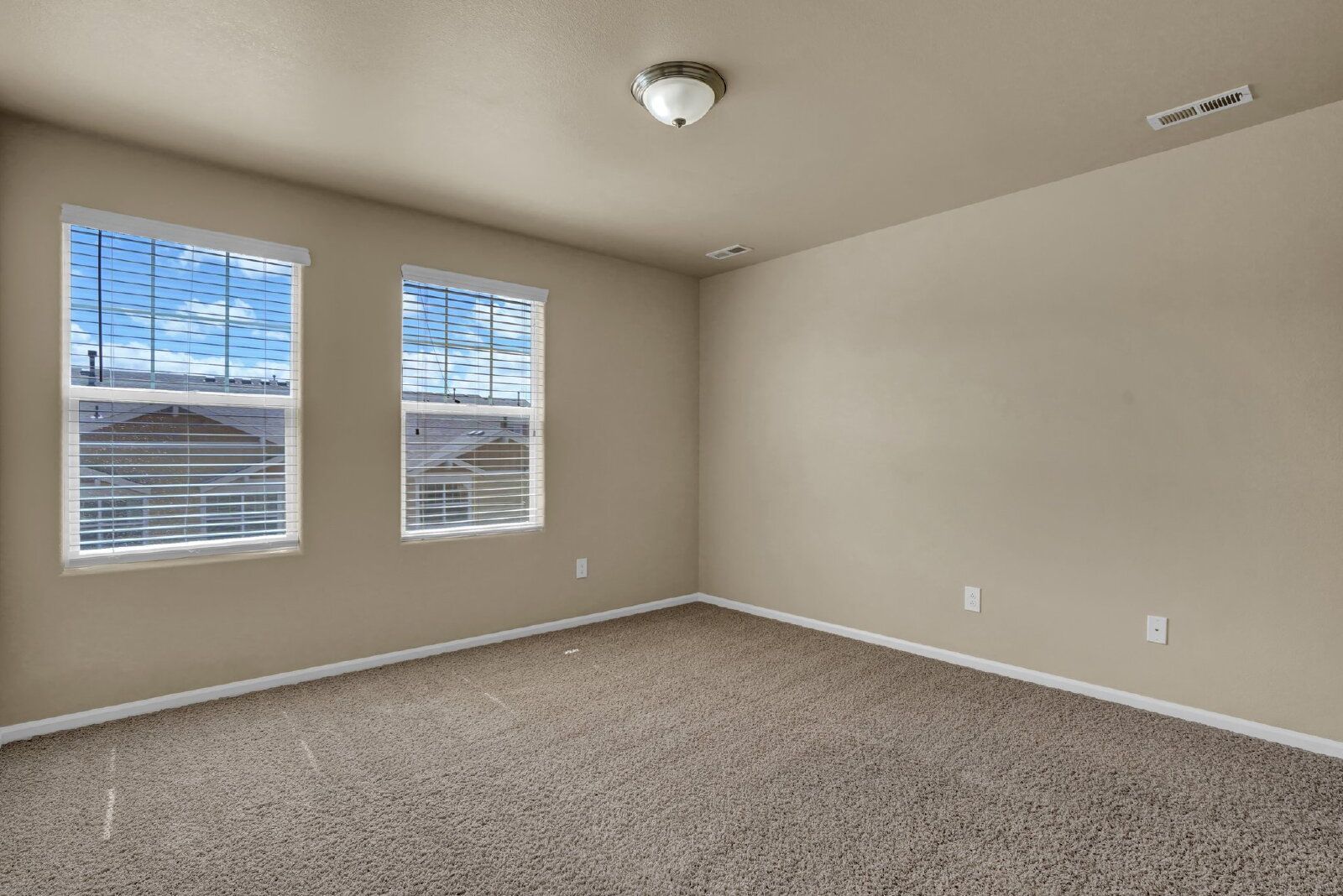 Contemporary Three-Level Townhome with Mountain Views Near Powers Corridor property image