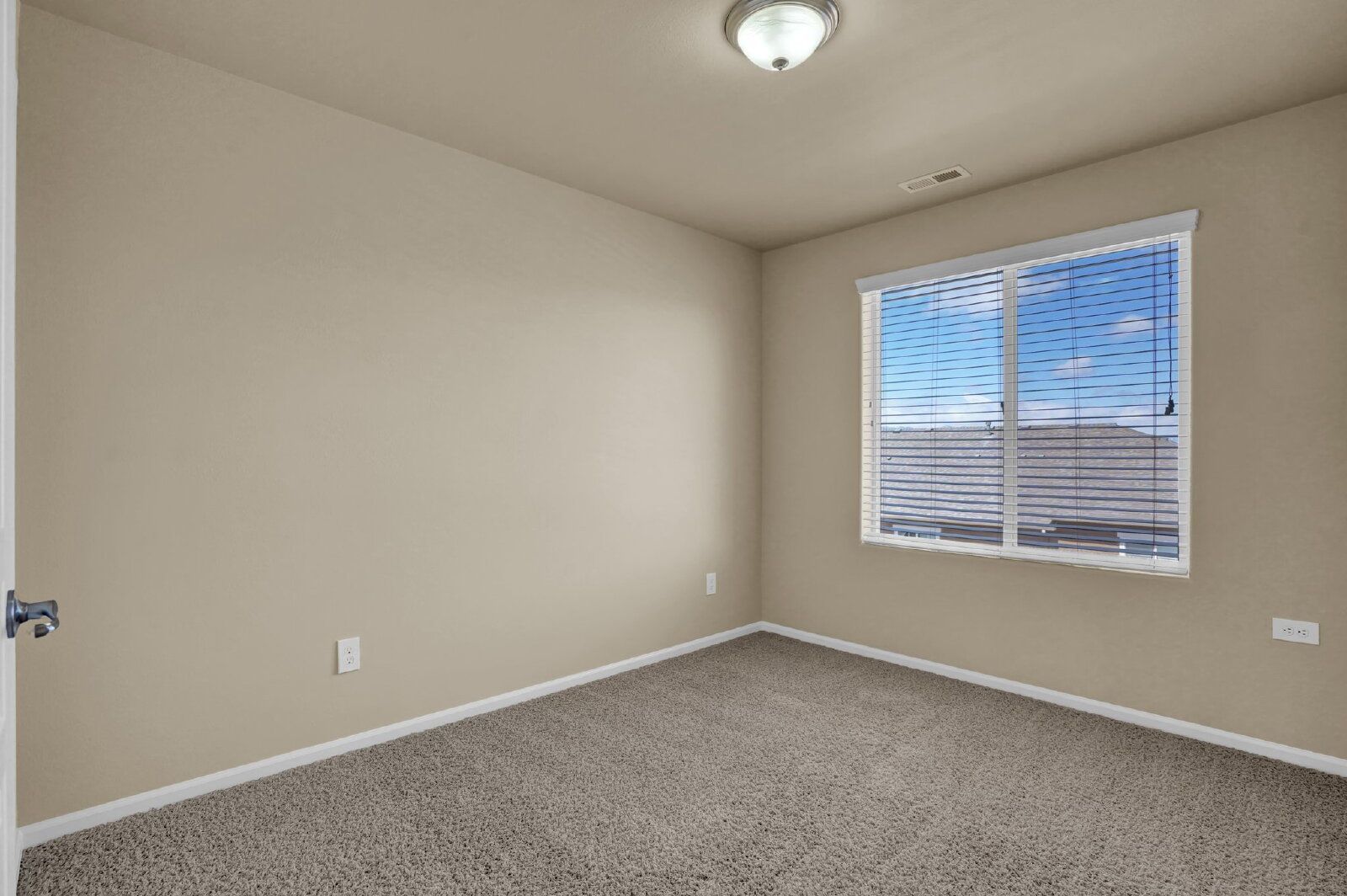 Contemporary Three-Level Townhome with Mountain Views Near Powers Corridor property image