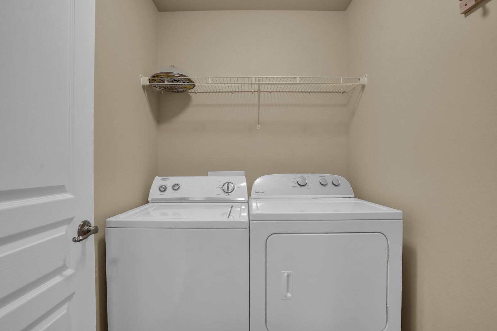 Contemporary Three-Level Townhome with Mountain Views Near Powers Corridor property image