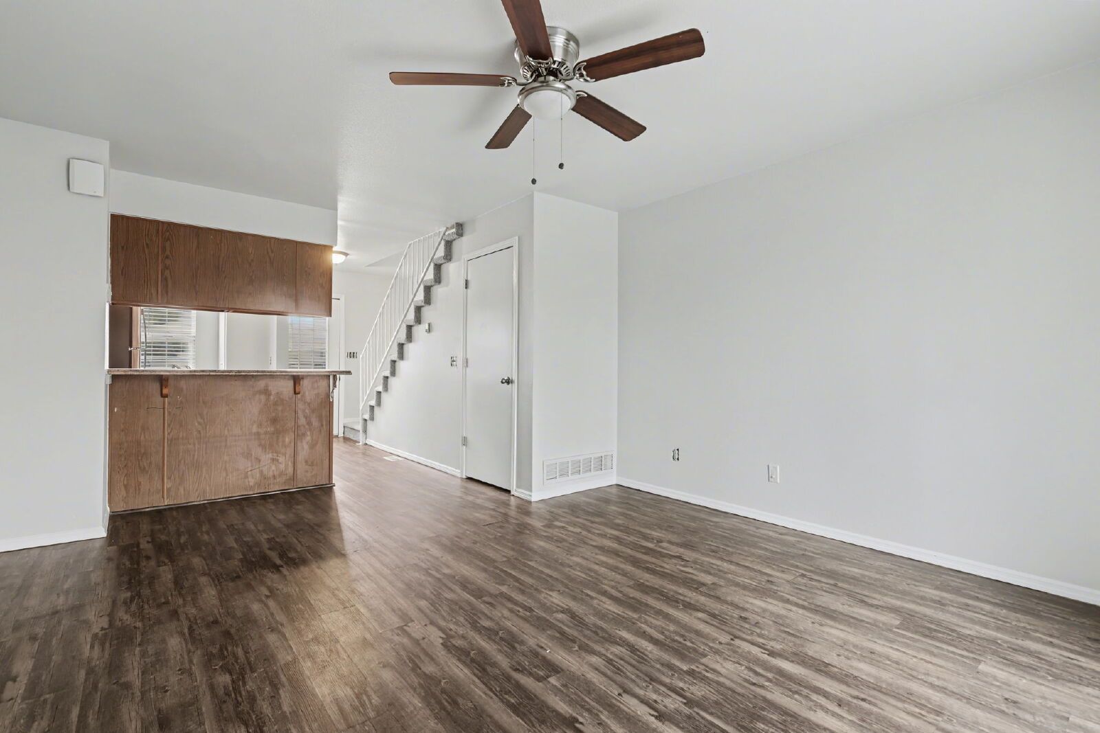 Comfortable 2-Bedroom Townhome with Private Courtyard and Updated Flooring property image