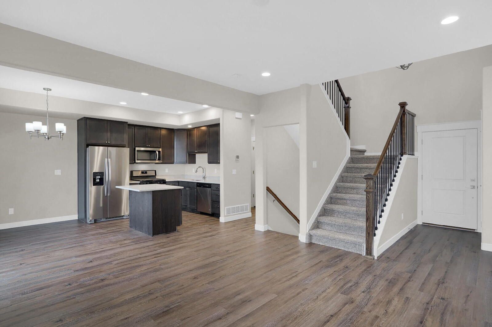 Spacious 3-Bedroom Home with Mountain Views and Open Layout in Central Colorado Springs property image