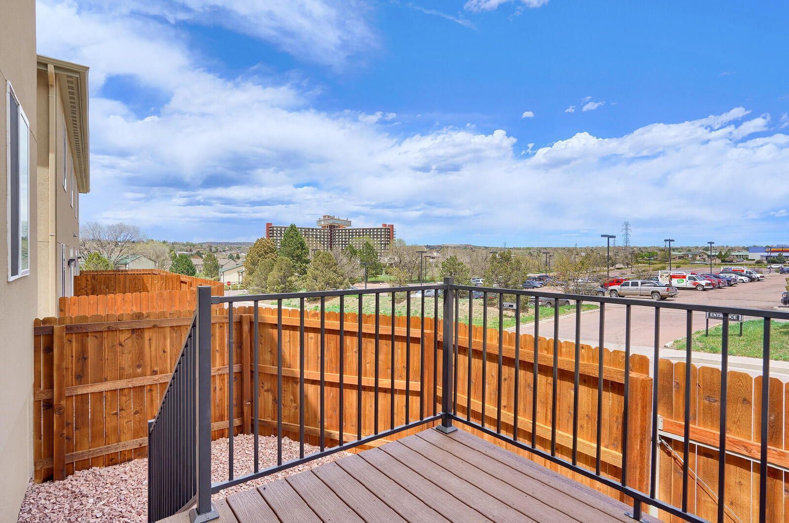 Spacious 3-Bedroom Home with Mountain Views and Open Layout in Central Colorado Springs property image