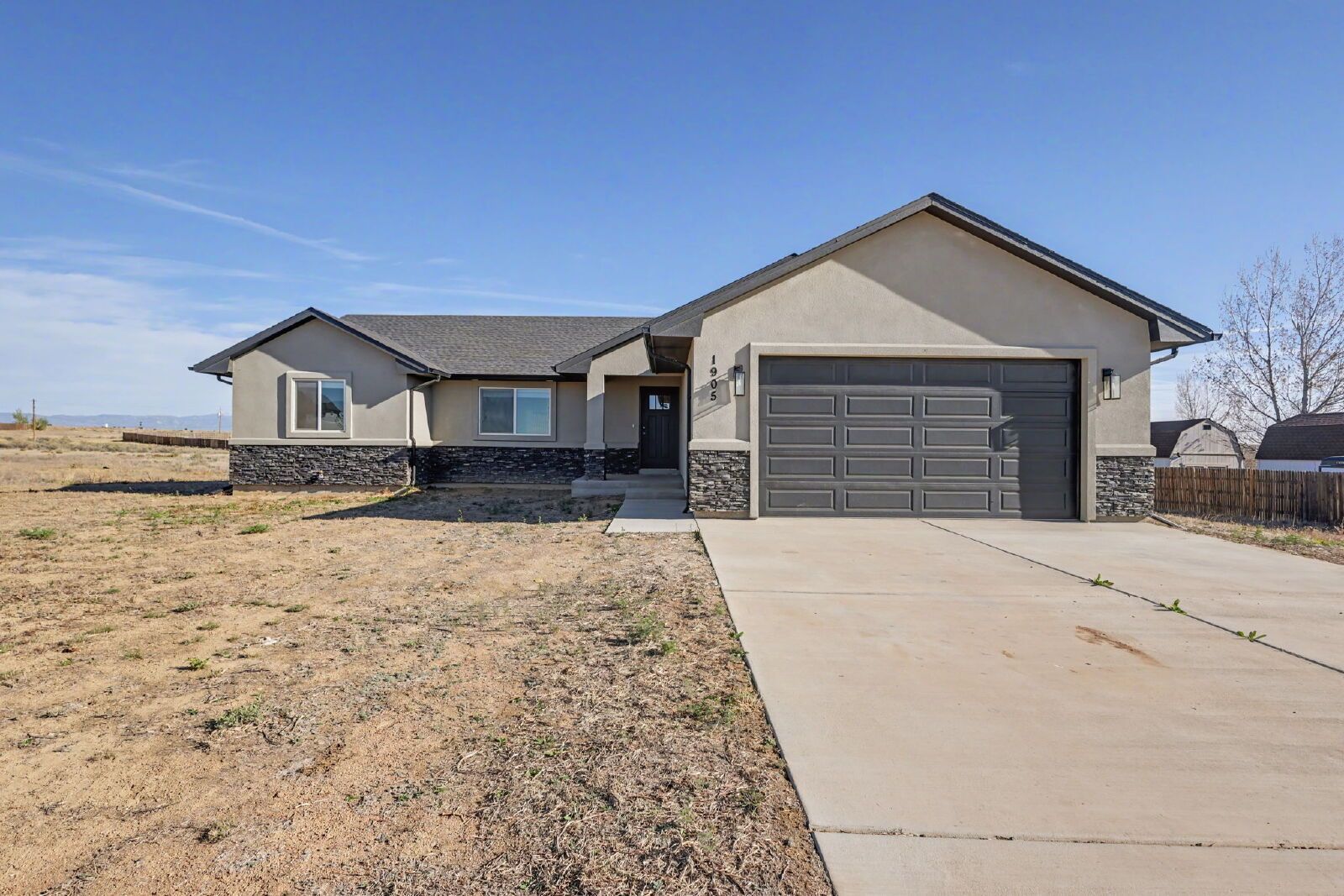 Spacious New Construction Ranch Home with Modern Finishes in Pueblo West property image