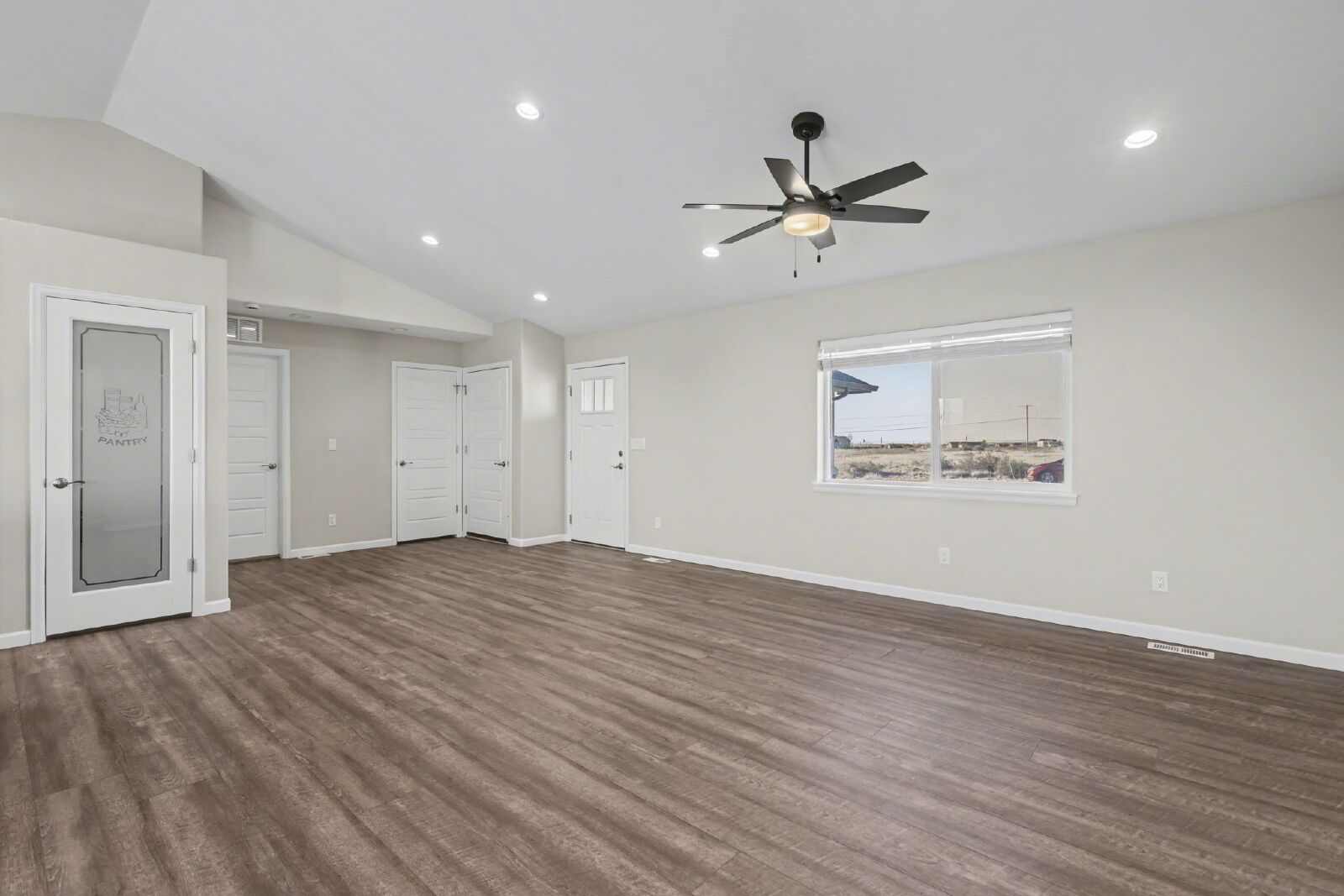 Spacious New Construction Ranch Home with Modern Finishes in Pueblo West property image