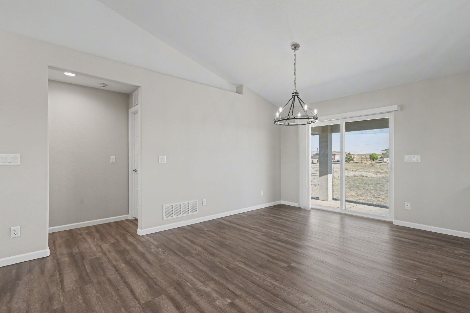 Spacious New Construction Ranch Home with Modern Finishes in Pueblo West property image