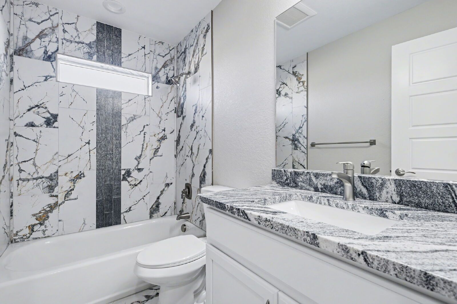 Spacious New Construction Ranch Home with Modern Finishes in Pueblo West property image