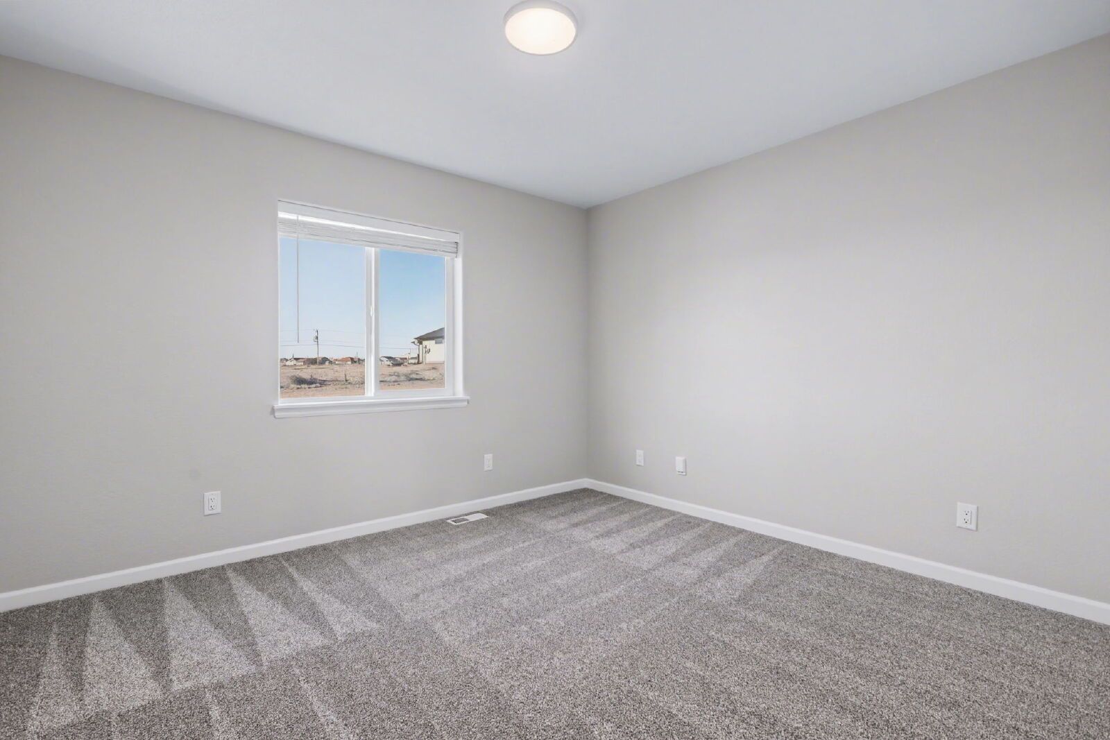 Spacious New Construction Ranch Home with Modern Finishes in Pueblo West property image