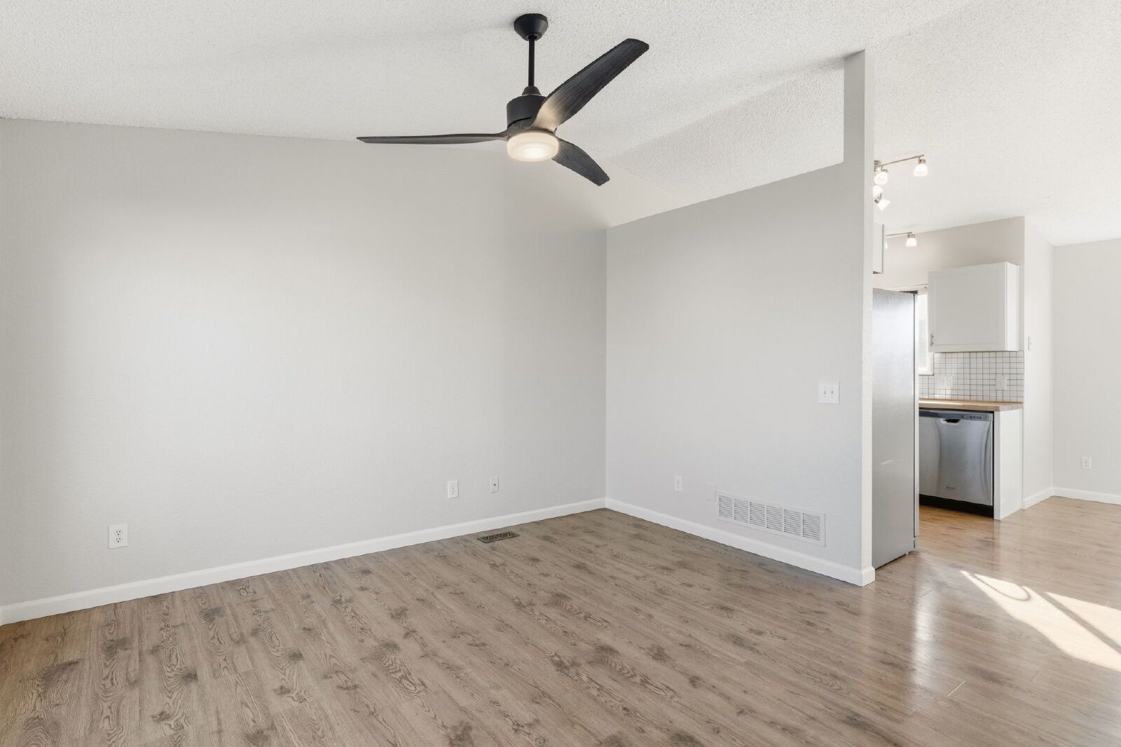 Spacious Four-Level Home with Fireplace, Finished Basement, and Walkout Backyard in Fountain property image