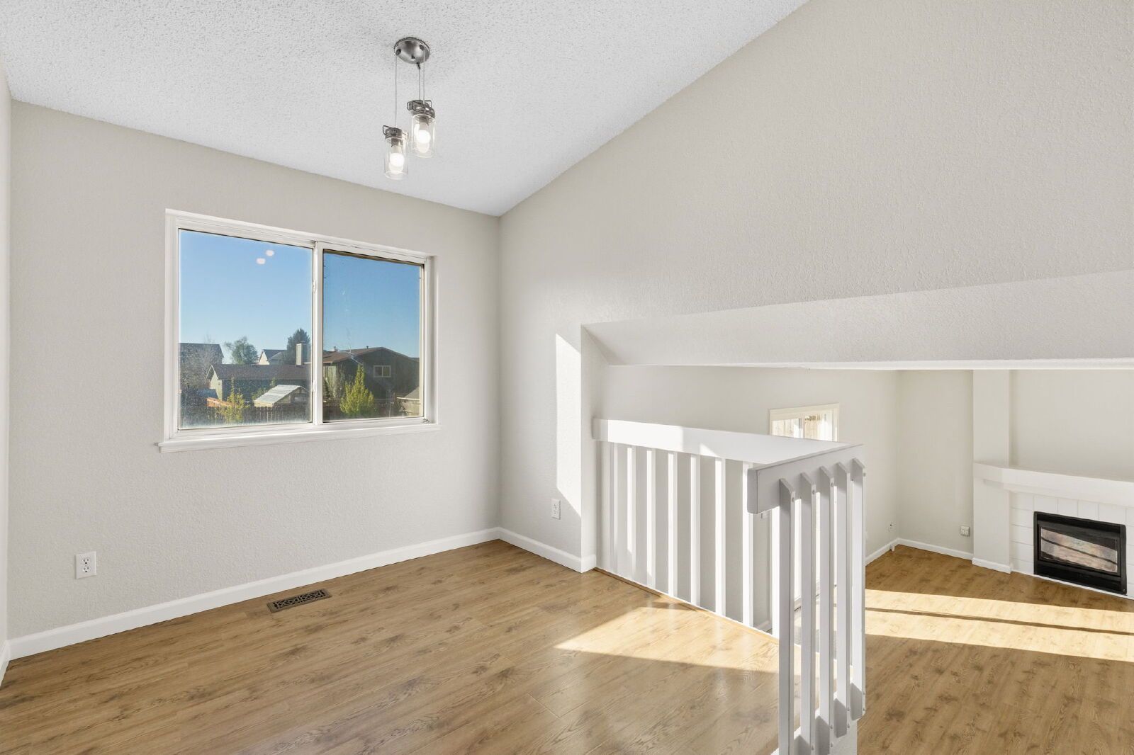 Spacious Four-Level Home with Fireplace, Finished Basement, and Walkout Backyard in Fountain property image