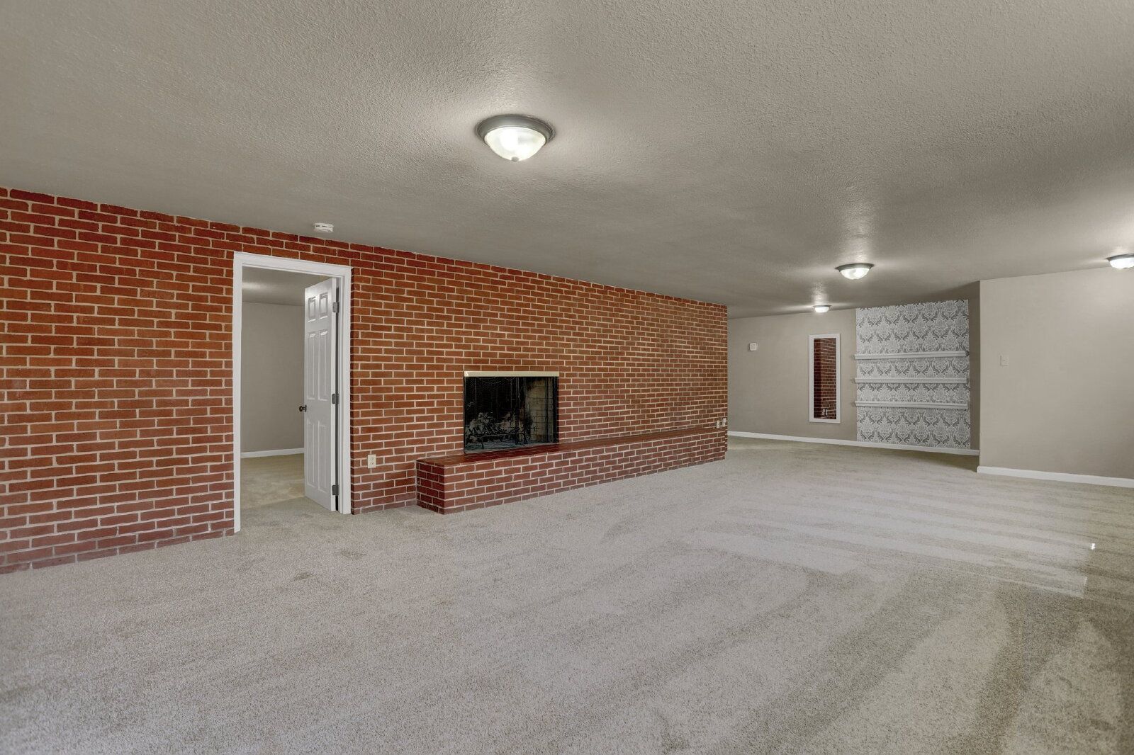 Stunning Updated Home in Coveted Cheyenne Mountain District 12 with Park Views and Top-Rated Schools property image
