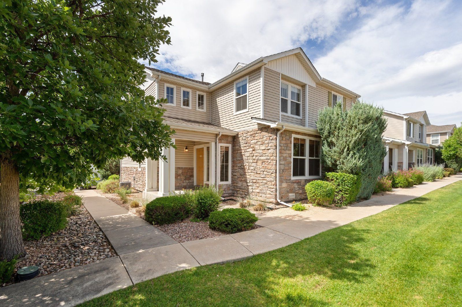 Spacious 3-Bedroom End-Unit Townhome with 5-Piece Master Bath Near Fort Carson property image