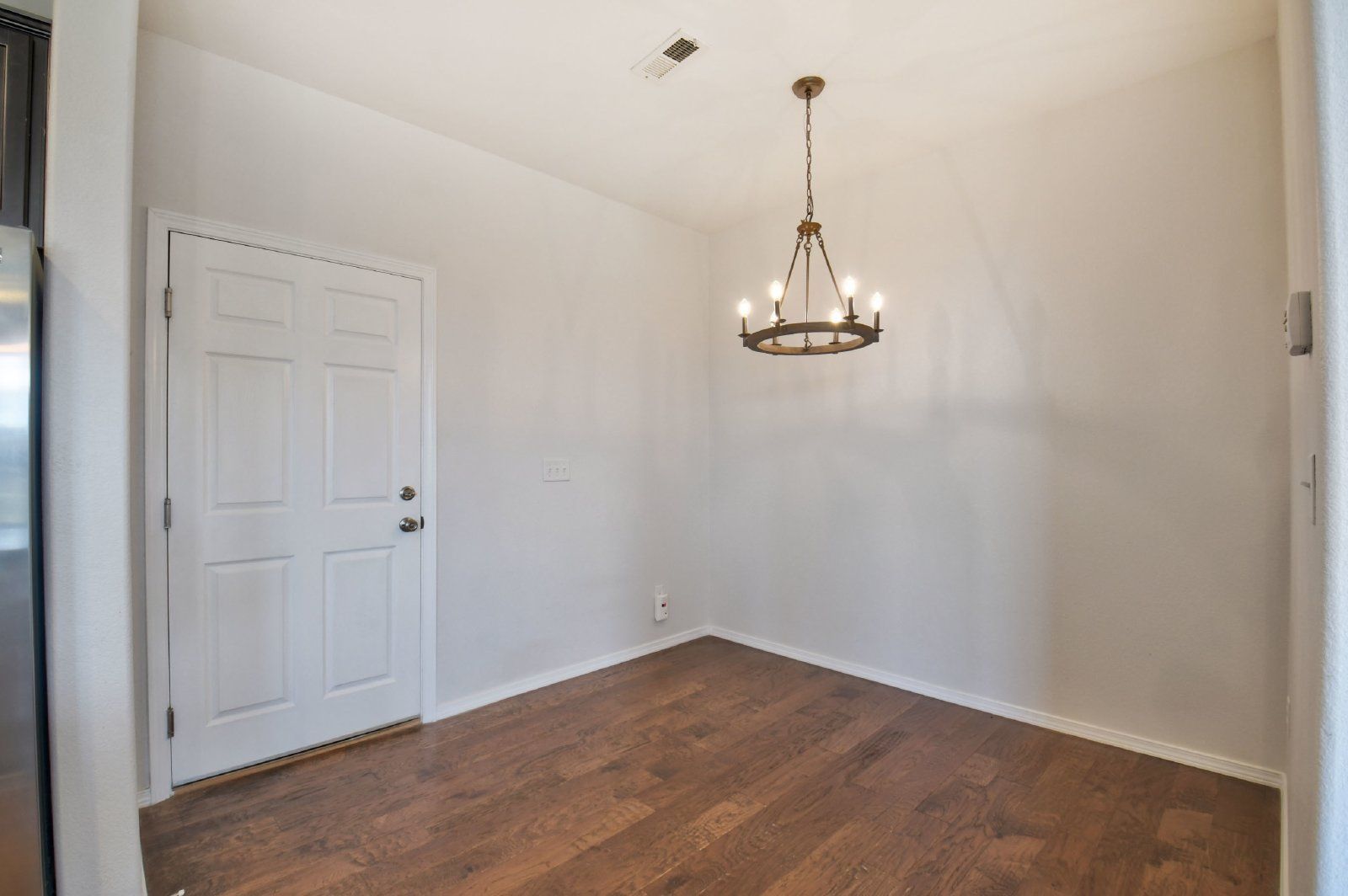 Immaculate 3-Bedroom Townhome with Stainless Steel Appliances and Attached Garage Near Peterson SFB property image