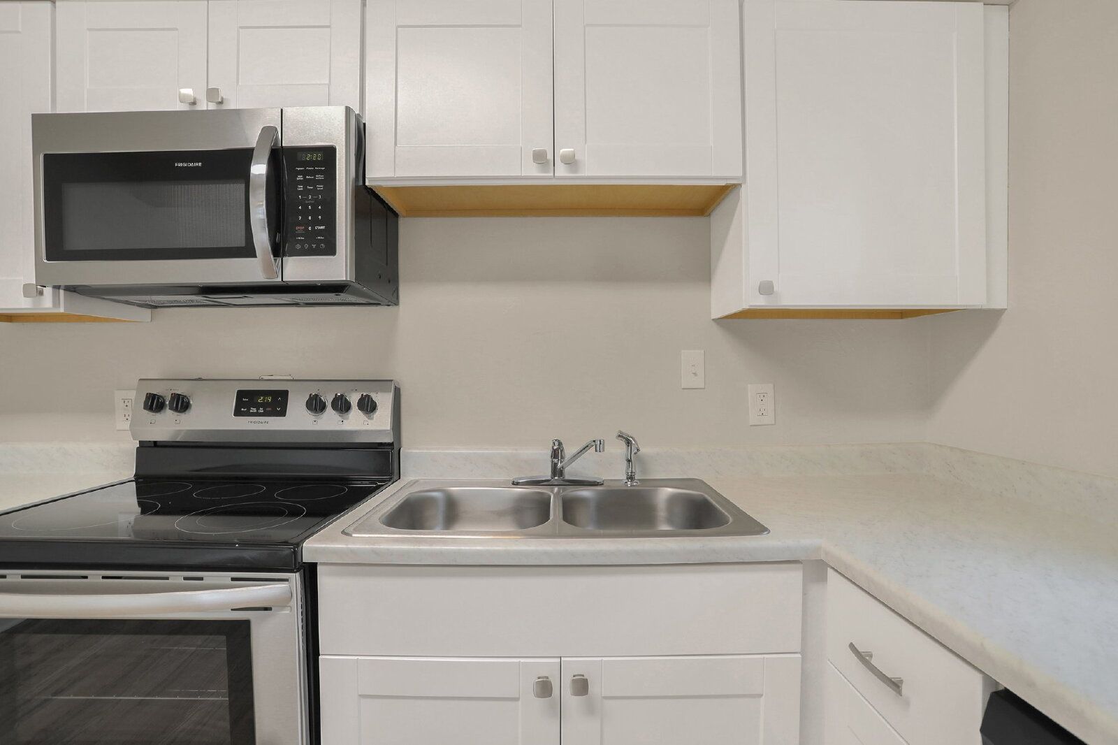 Updated 2-Bedroom Cheyenne Boulevard Home with a Private Fenced Yard and 1-Car Garage property image