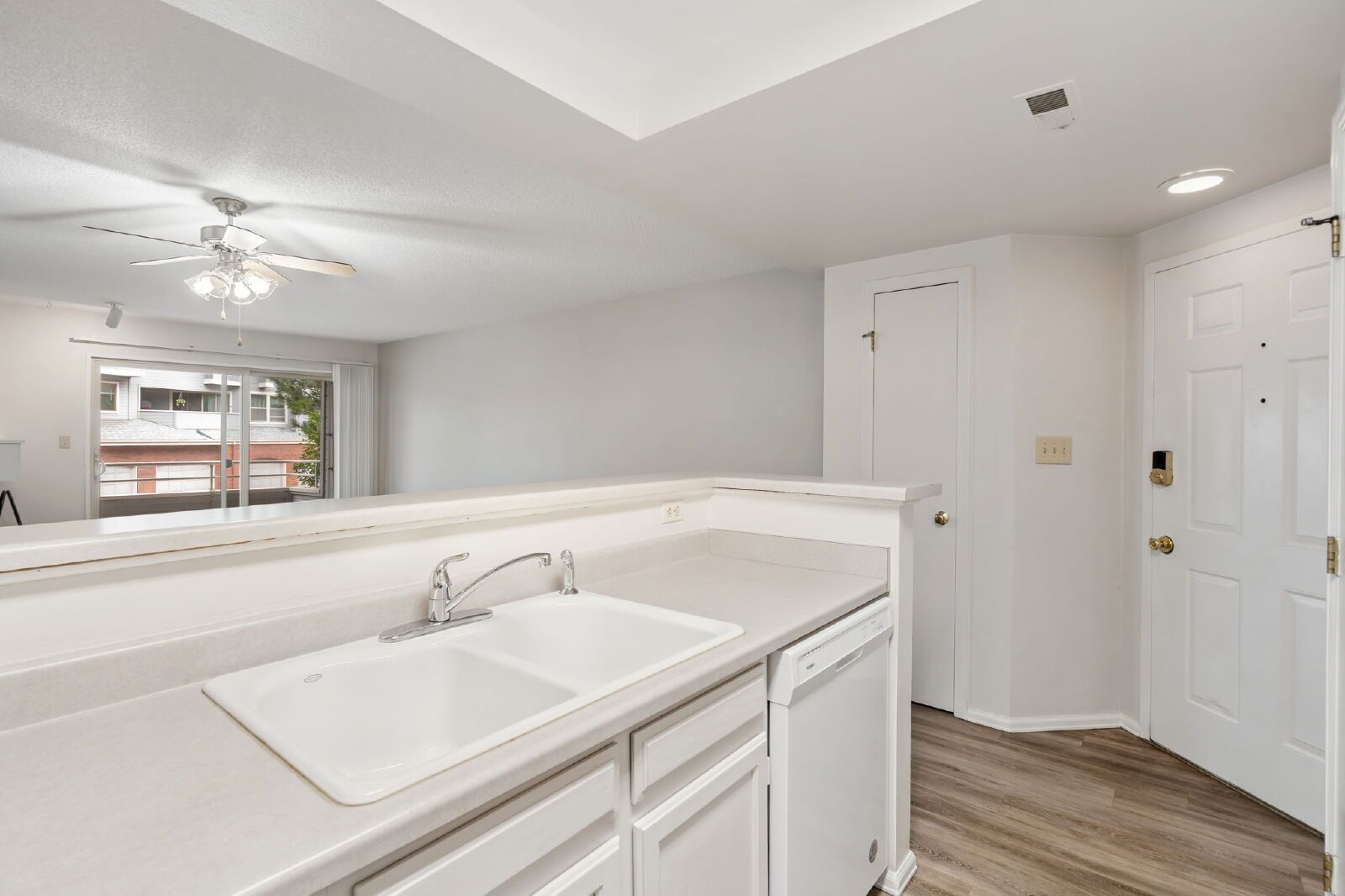 Updated 2-Bedroom Ground-Floor Condo — Water, Sewer & Trash Included, Southeast Colorado Springs property image