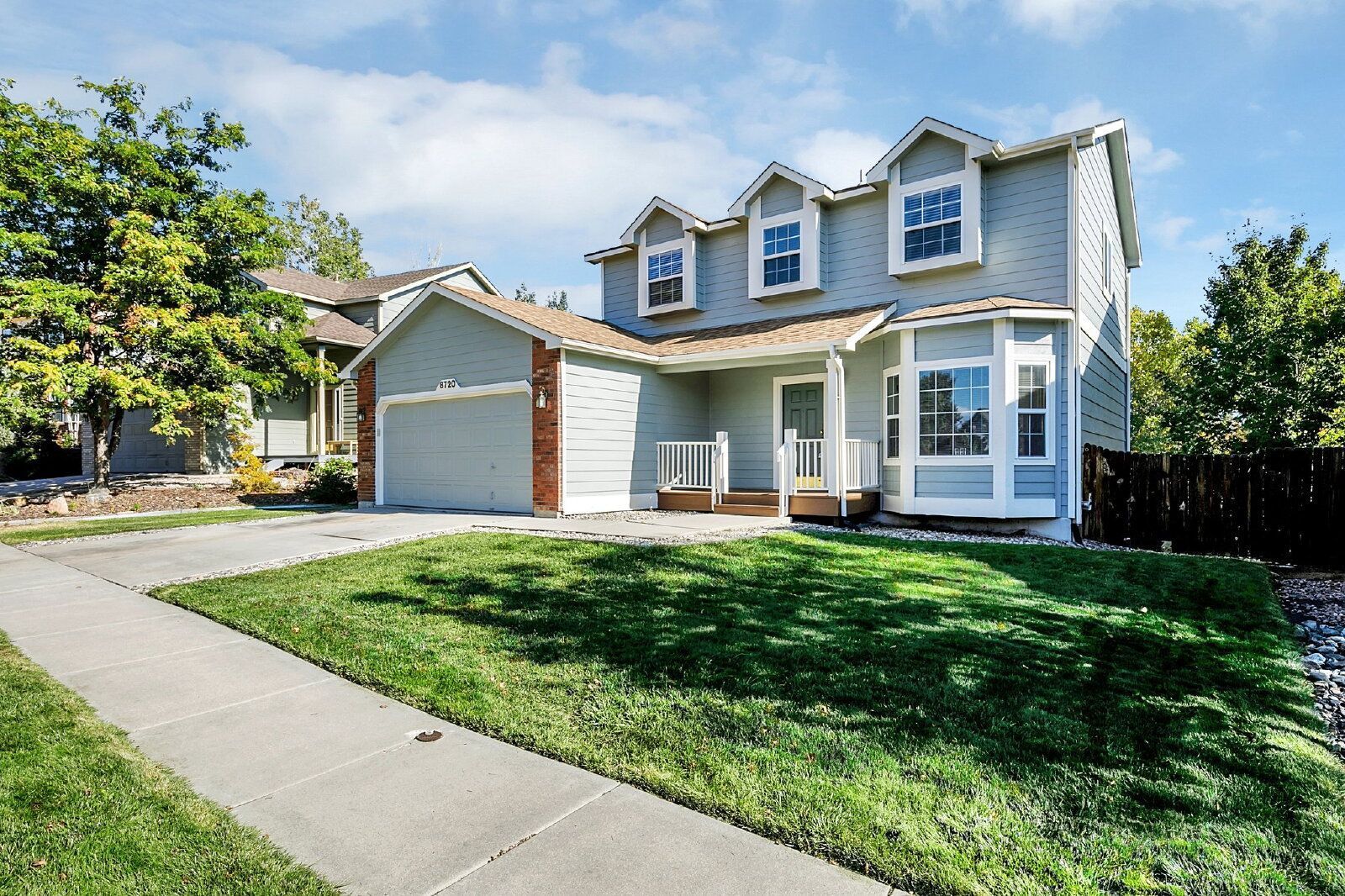 Spacious 3-Bedroom Home in the Fairfax Neighborhood with 2-Car Garage and Stainless Steel Appliances property image
