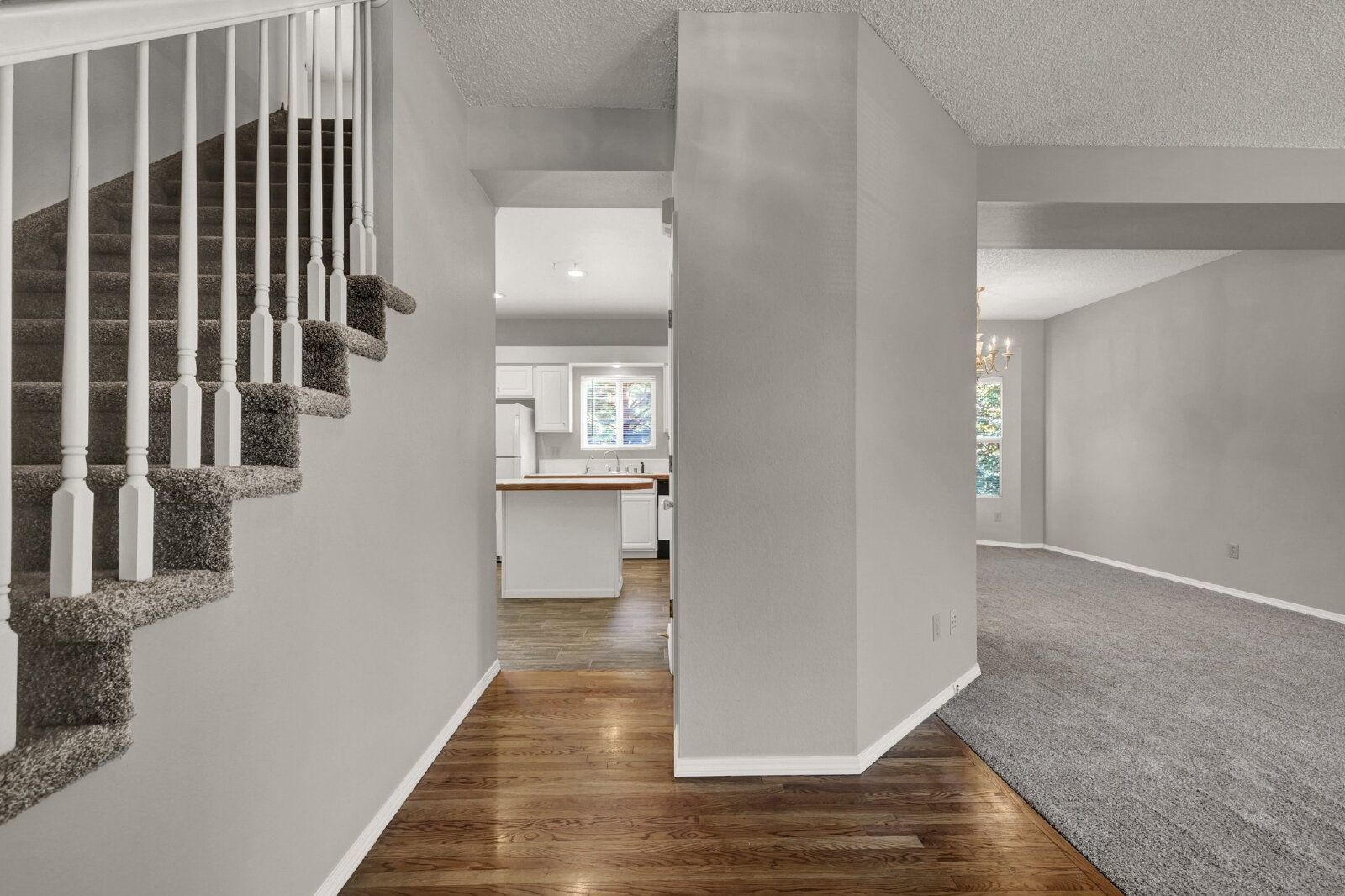 Spacious 3-Bedroom Home in the Fairfax Neighborhood with 2-Car Garage and Stainless Steel Appliances property image