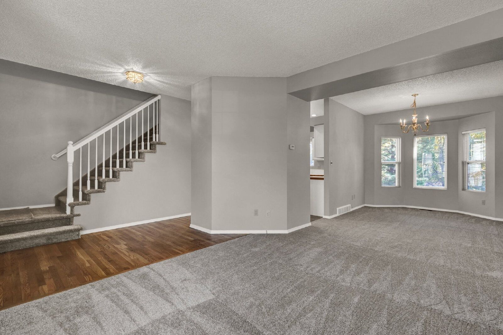 Spacious 3-Bedroom Home in the Fairfax Neighborhood with 2-Car Garage and Stainless Steel Appliances property image