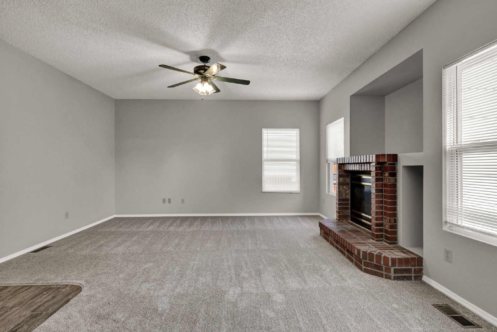 Spacious 3-Bedroom Home in the Fairfax Neighborhood with 2-Car Garage and Stainless Steel Appliances property image
