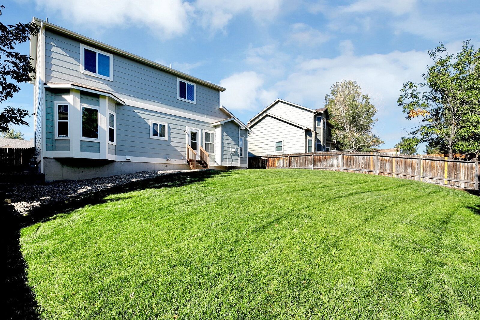 Spacious 3-Bedroom Home in the Fairfax Neighborhood with 2-Car Garage and Stainless Steel Appliances property image