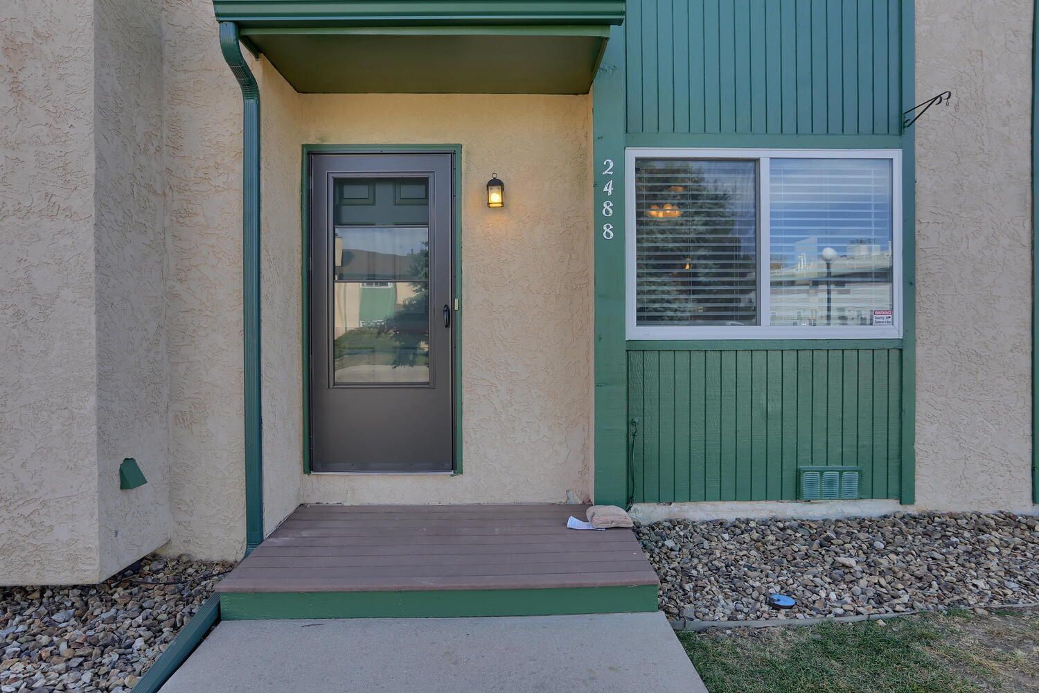 Beautifully Updated 2-Bedroom End-Unit Townhome Near Peterson Space Force Base property image