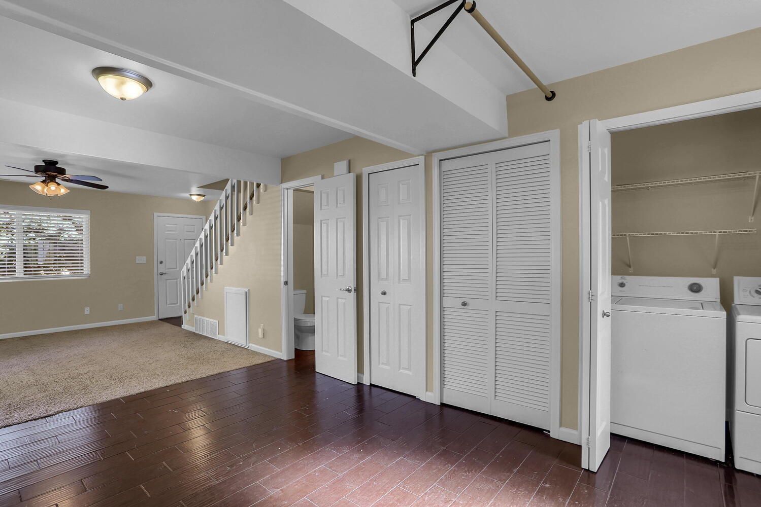Beautifully Updated 2-Bedroom End-Unit Townhome Near Peterson Space Force Base property image