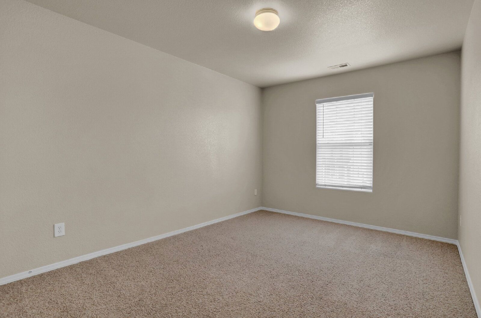 Spacious 3-Bed End-Unit Townhome with Mountain Views Near Ft. Carson property image