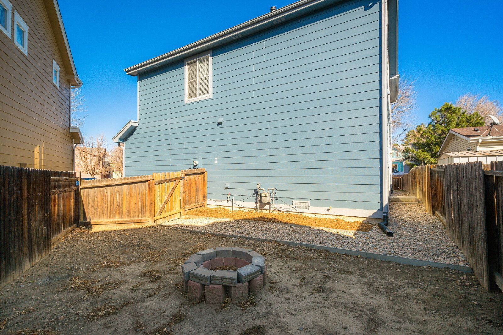 Available December 1st – Holiday Move-In Special! // 965 Evening Star Court | Available Now | 1,309 Sq Ft | 3 Bed | 2.5 Bath | 2-Car Garage property image